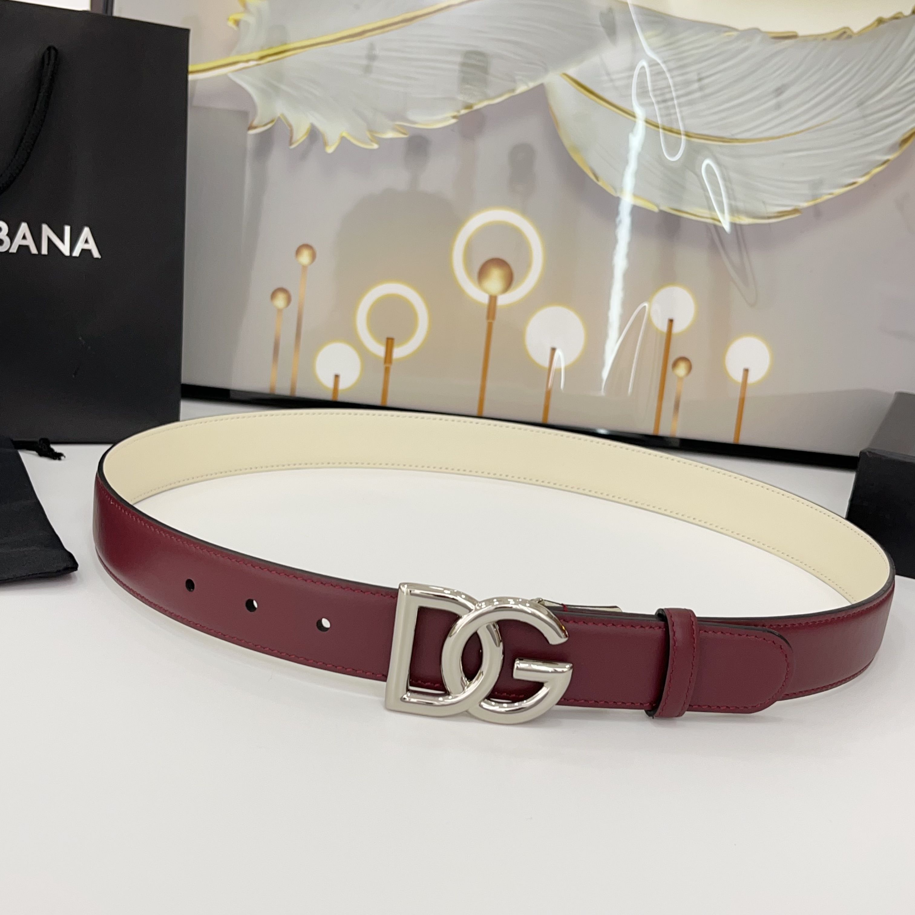 D&G腰带 3.0cm头层牛皮搭配铜扣，经典时尚码数:75.80.85.90.95.100.105