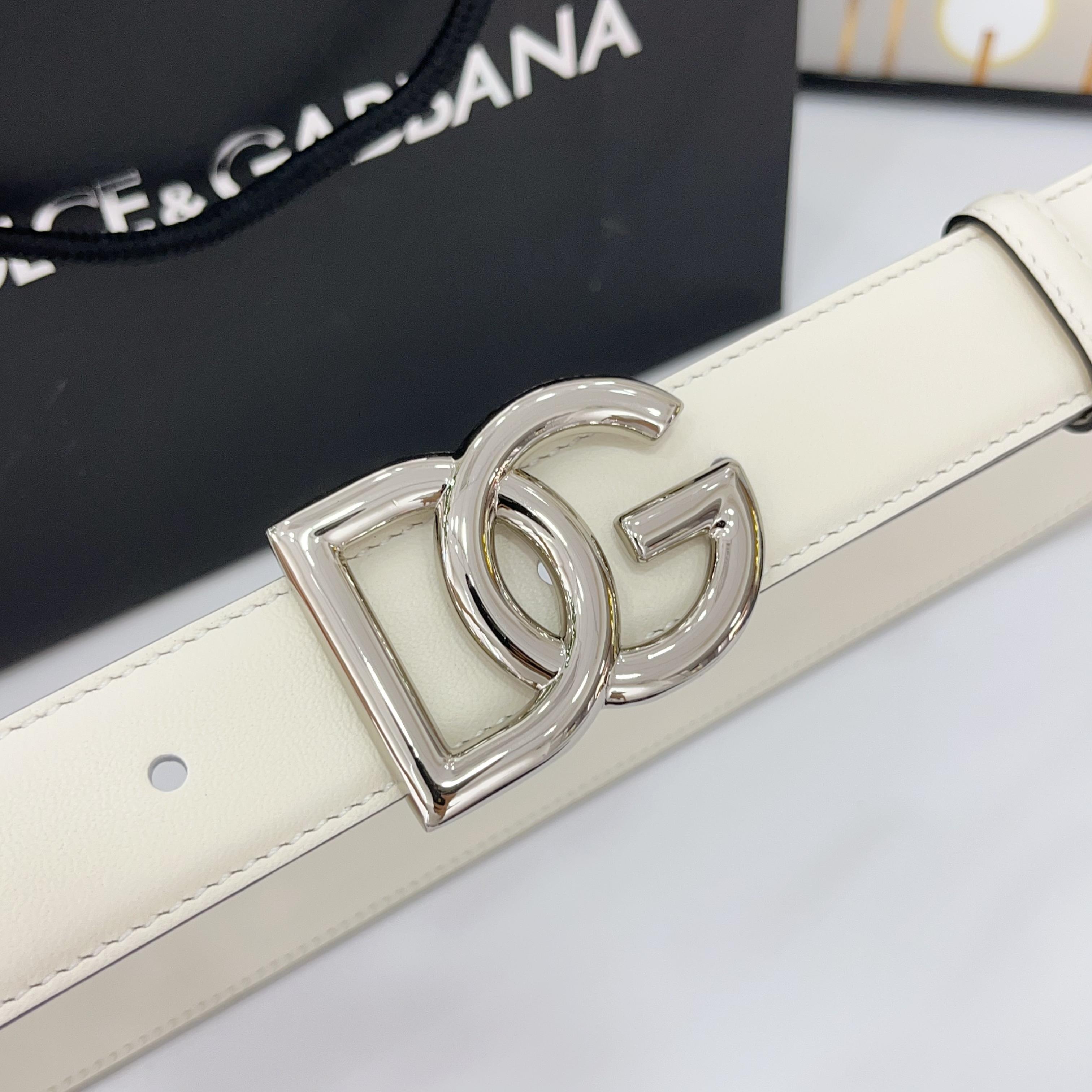 D&G腰带 3.0cm头层牛皮搭配铜扣，经典时尚码数:75.80.85.90.95.100.105