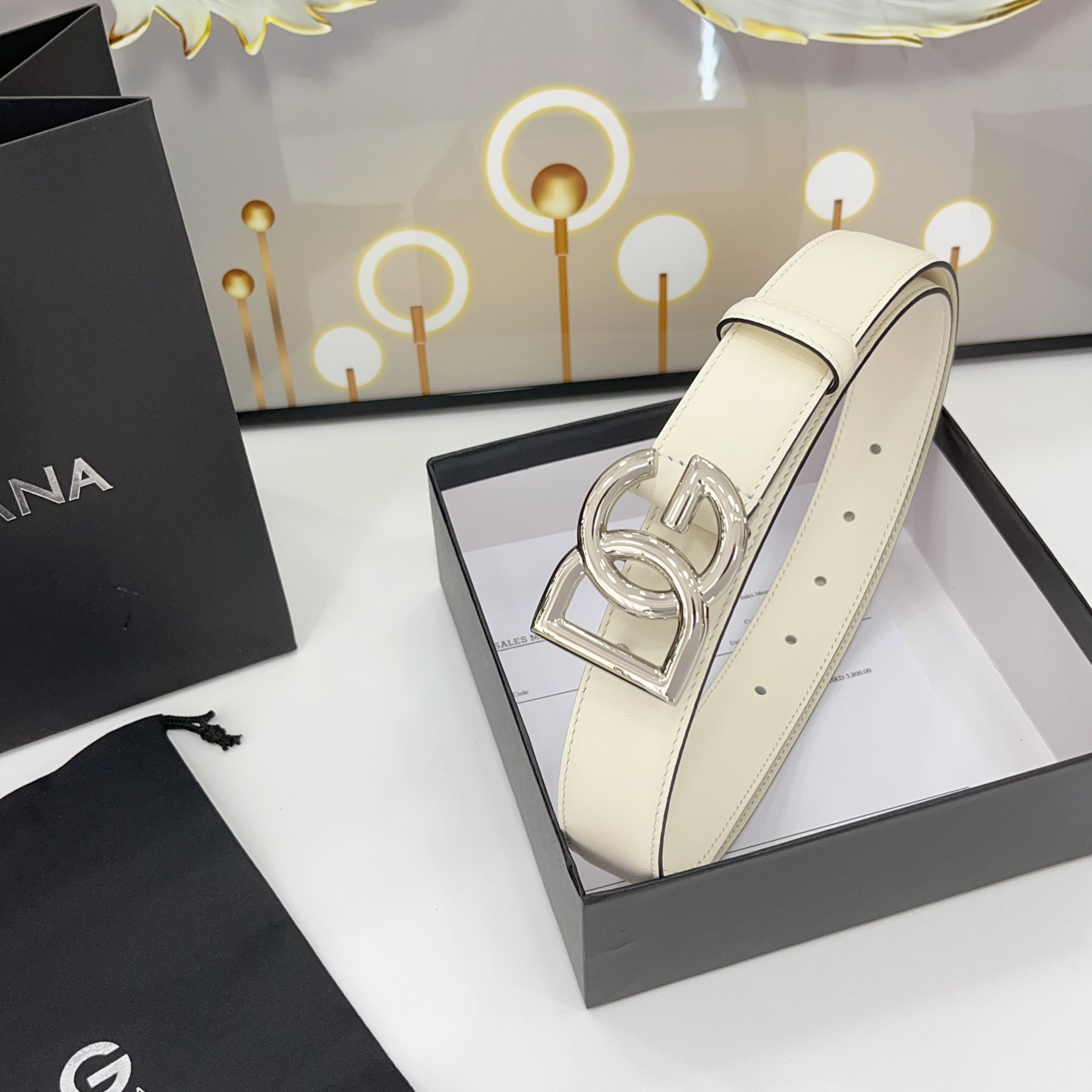 D&G腰带 3.0cm头层牛皮搭配铜扣，经典时尚码数:75.80.85.90.95.100.105