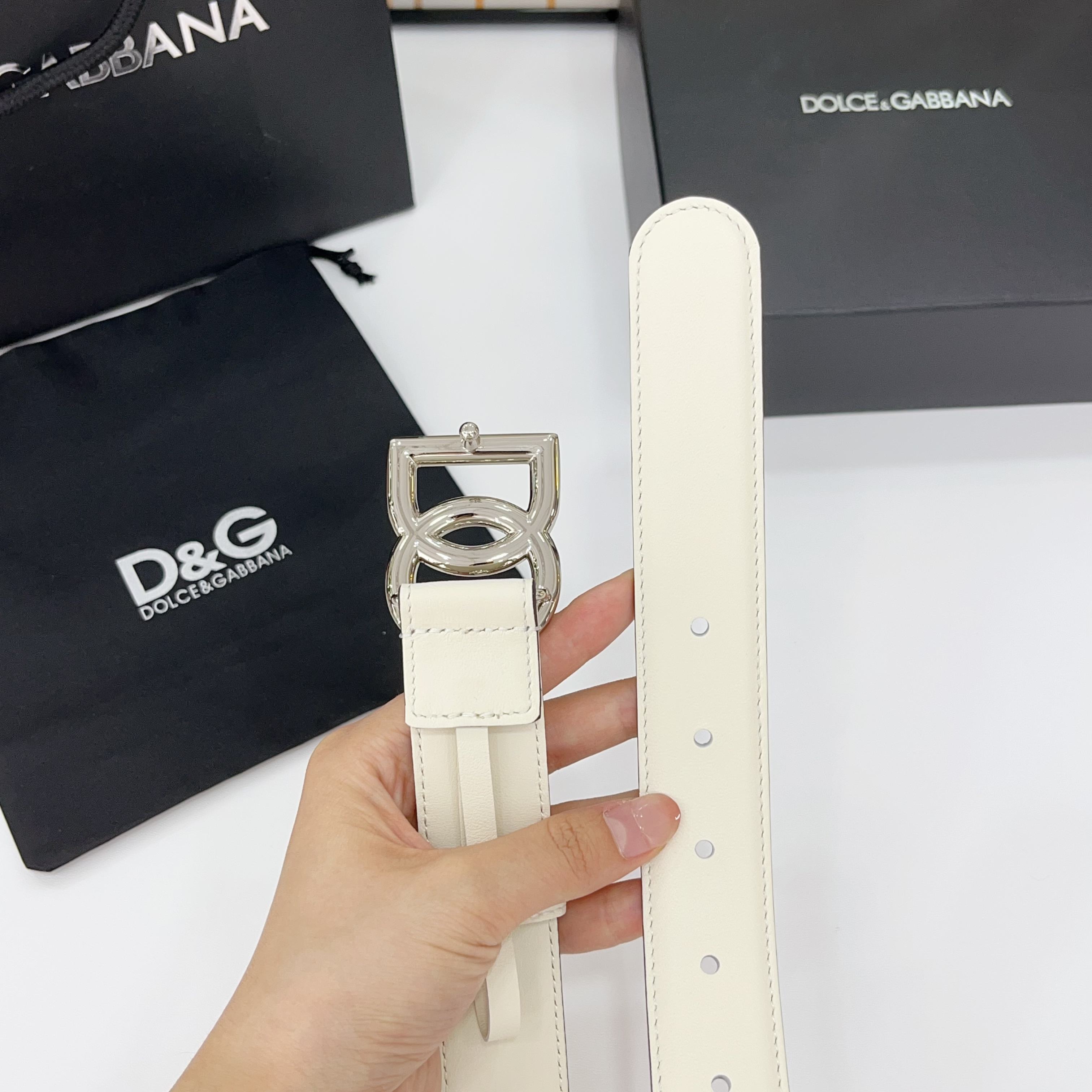 D&G腰带 3.0cm头层牛皮搭配铜扣，经典时尚码数:75.80.85.90.95.100.105