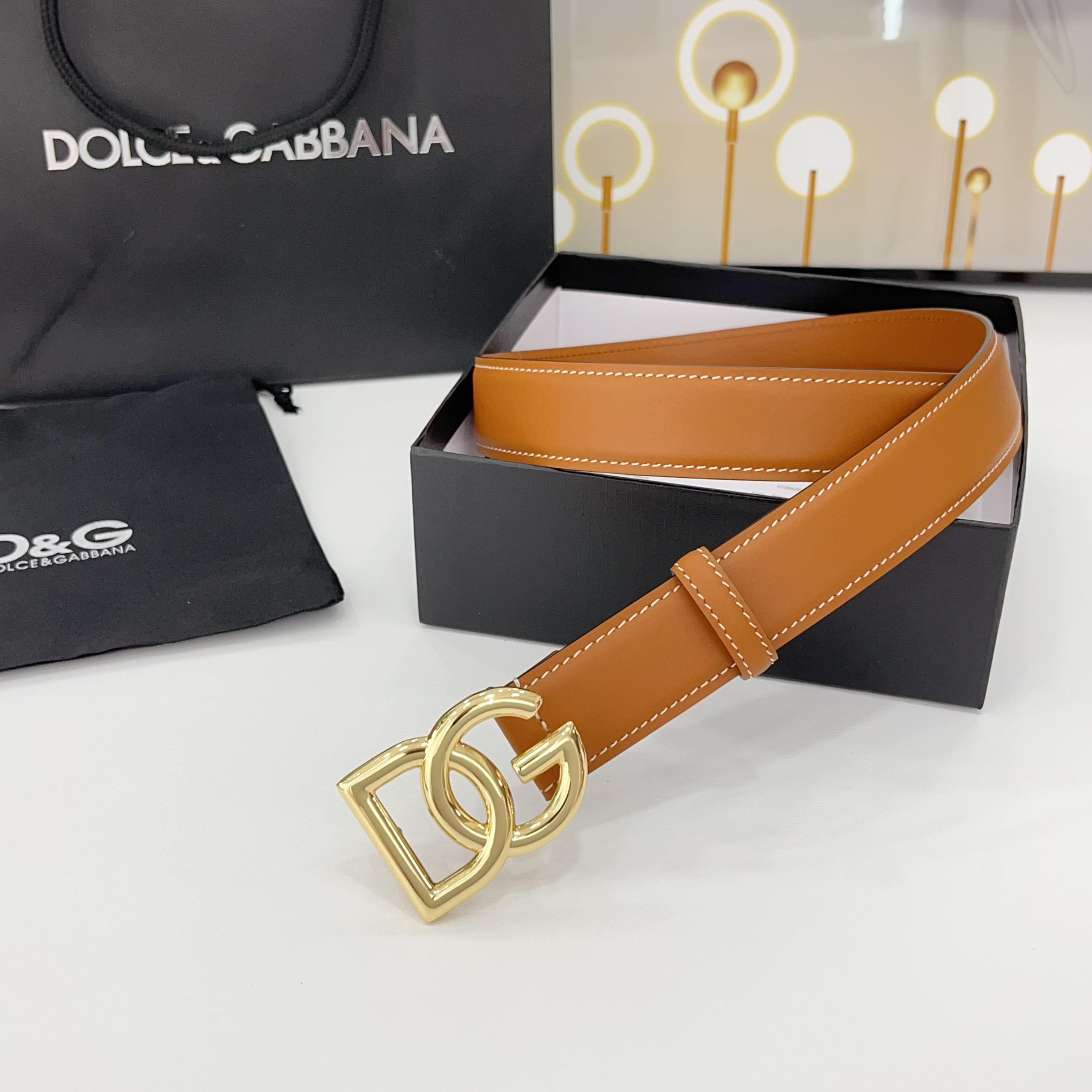 D&G腰带 3.0cm头层牛皮搭配铜扣，经典时尚码数:75.80.85.90.95.100.105