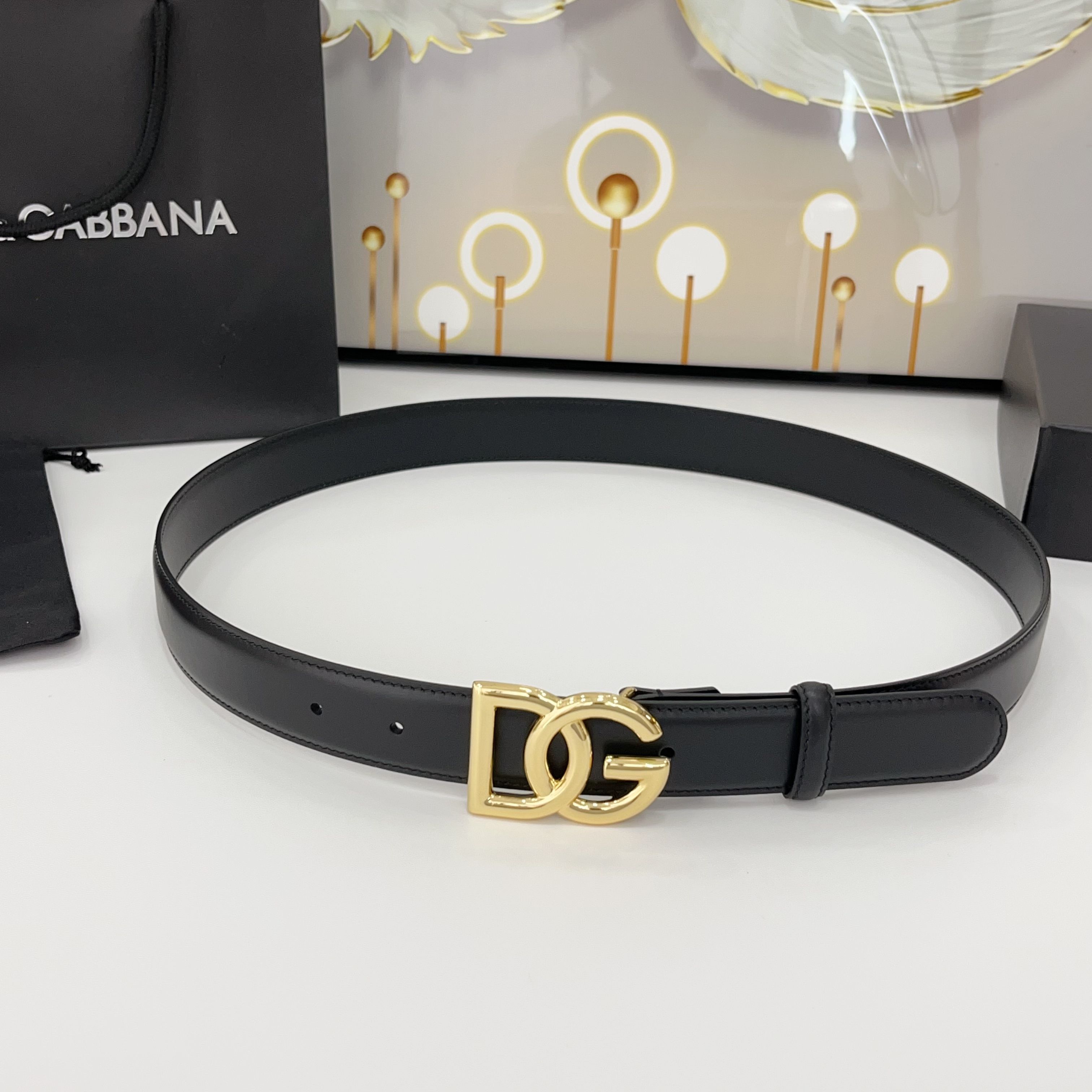 D&G腰带 3.0cm头层牛皮搭配铜扣，经典时尚码数:75.80.85.90.95.100.105