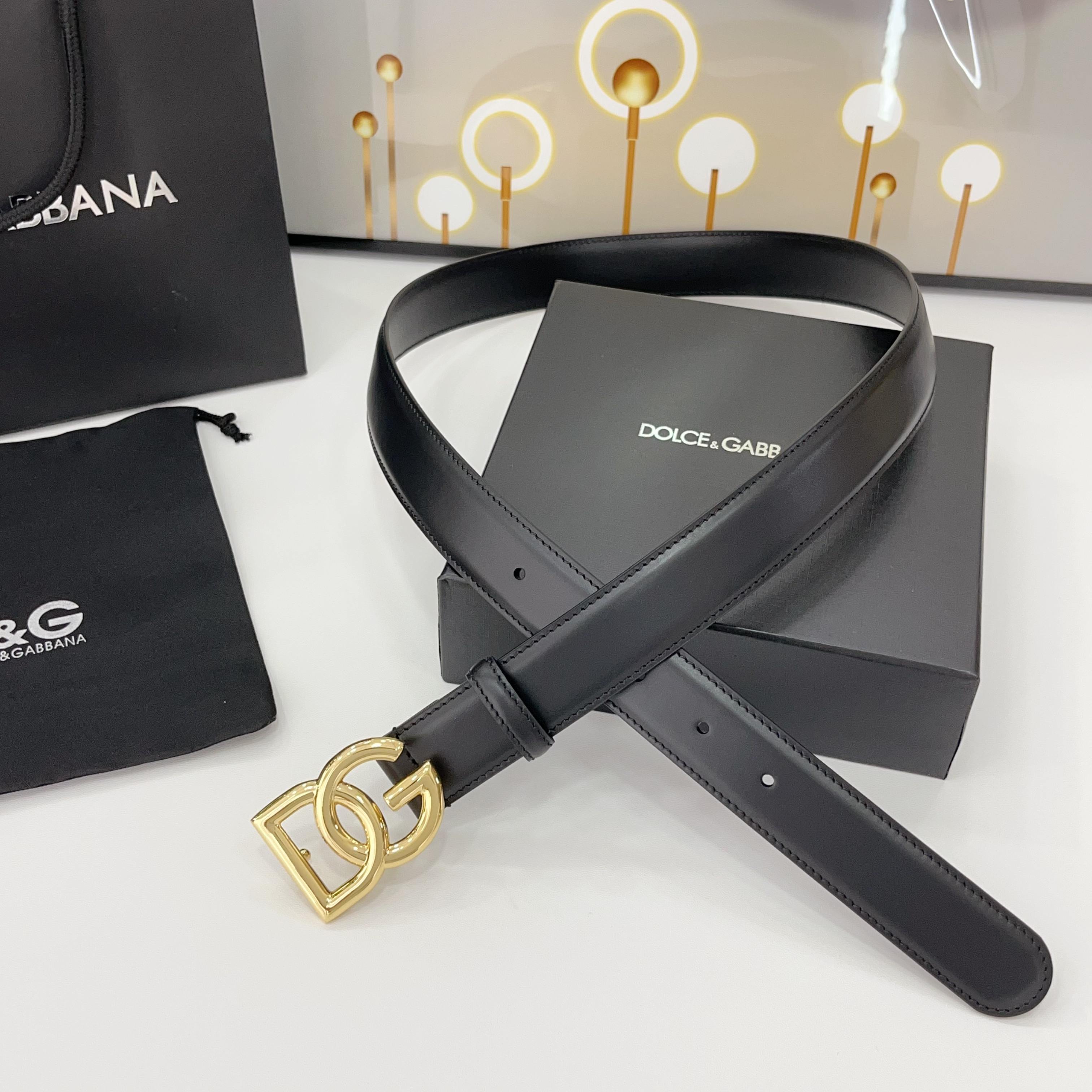 D&G腰带 3.0cm头层牛皮搭配铜扣，经典时尚码数:75.80.85.90.95.100.105