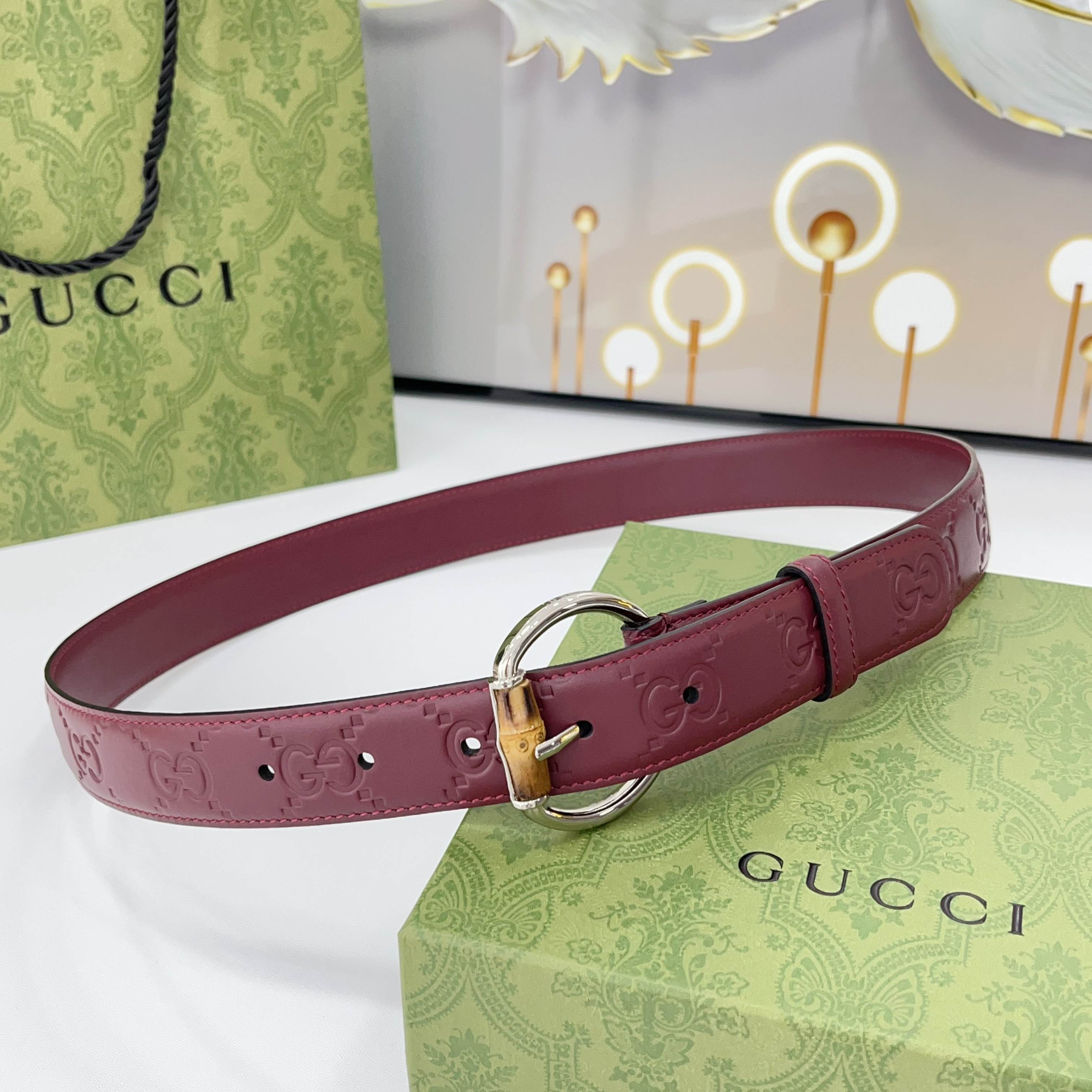  Gucci古驰  3.0cm
新款竹节针扣搭配双面头层牛皮腰带，时尚百搭
码数：75 80 85 90
