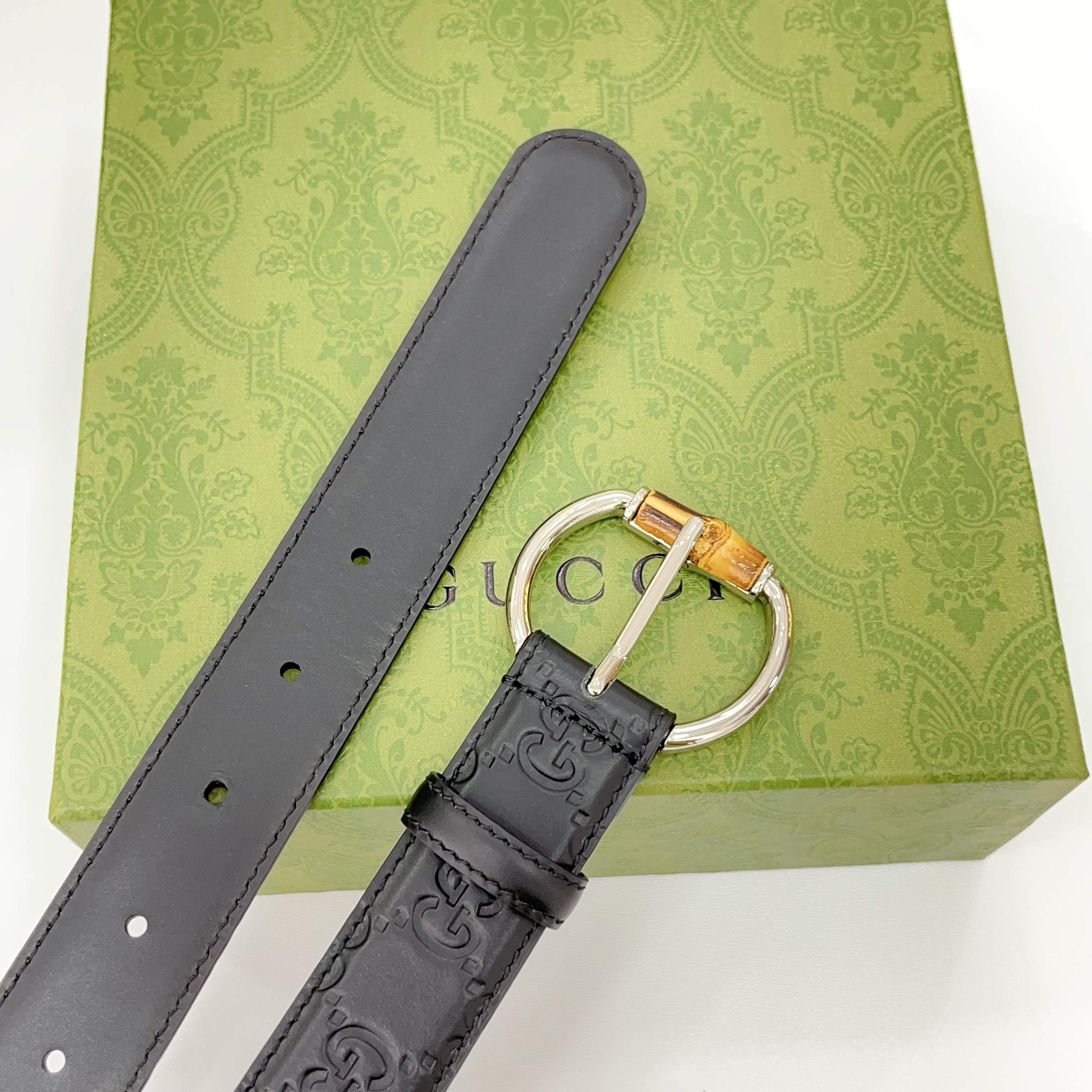  Gucci古驰  3.0cm
新款竹节针扣搭配双面头层牛皮腰带，时尚百搭
码数：75 80 85 90