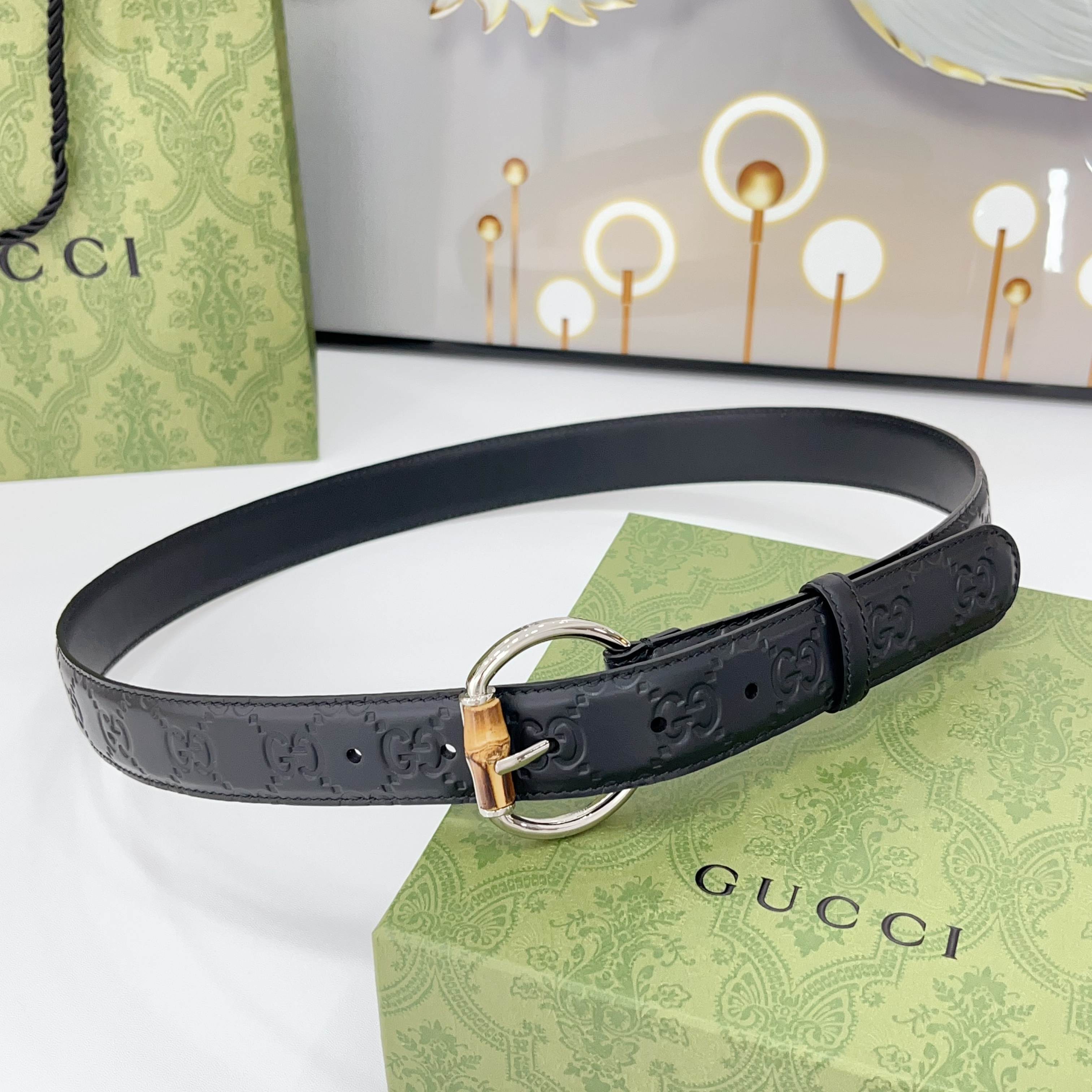  Gucci古驰  3.0cm
新款竹节针扣搭配双面头层牛皮腰带，时尚百搭
码数：75 80 85 90