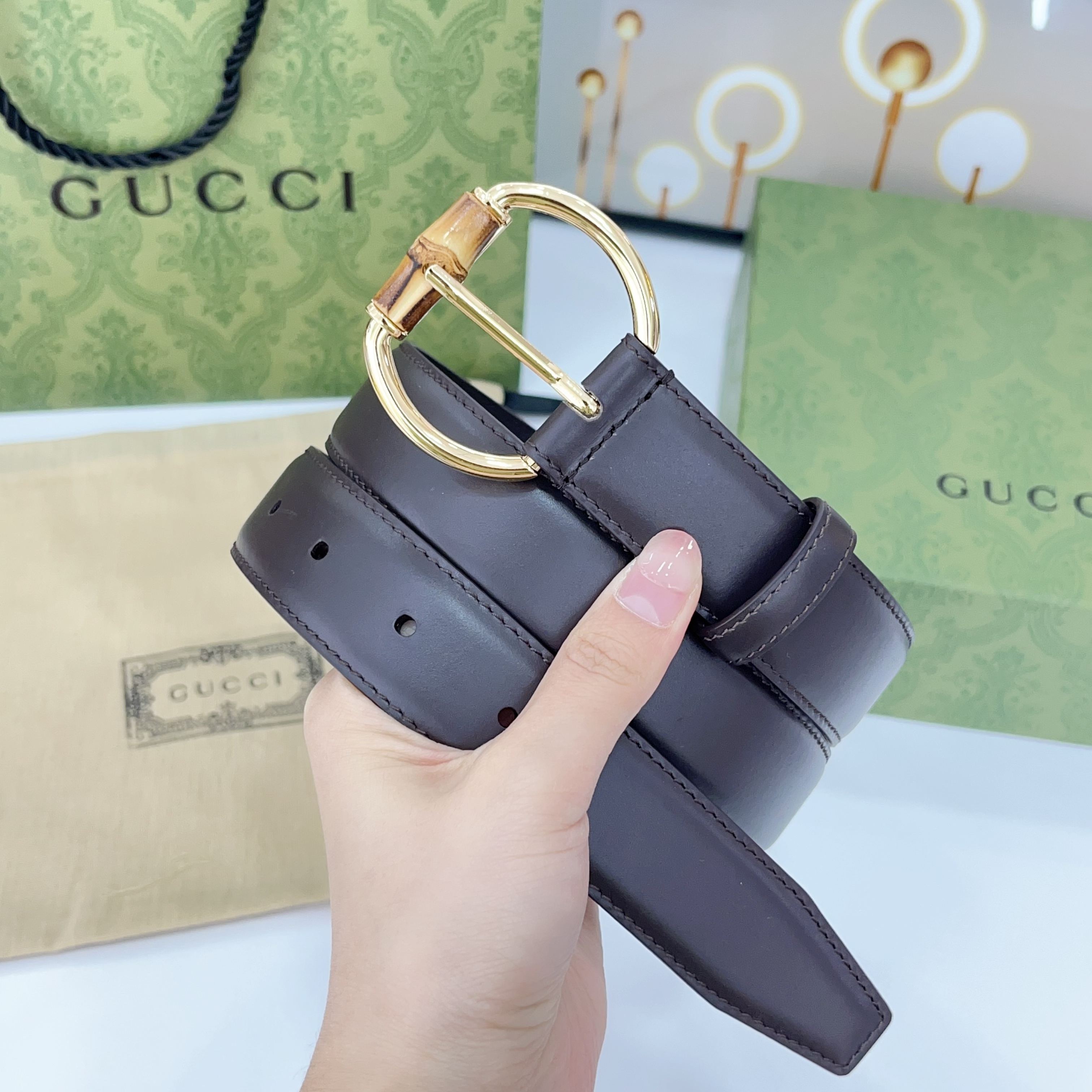  Gucci古驰  3.0cm
新款竹节针扣搭配双面头层牛皮腰带，时尚百搭
码数：75 80 85 90