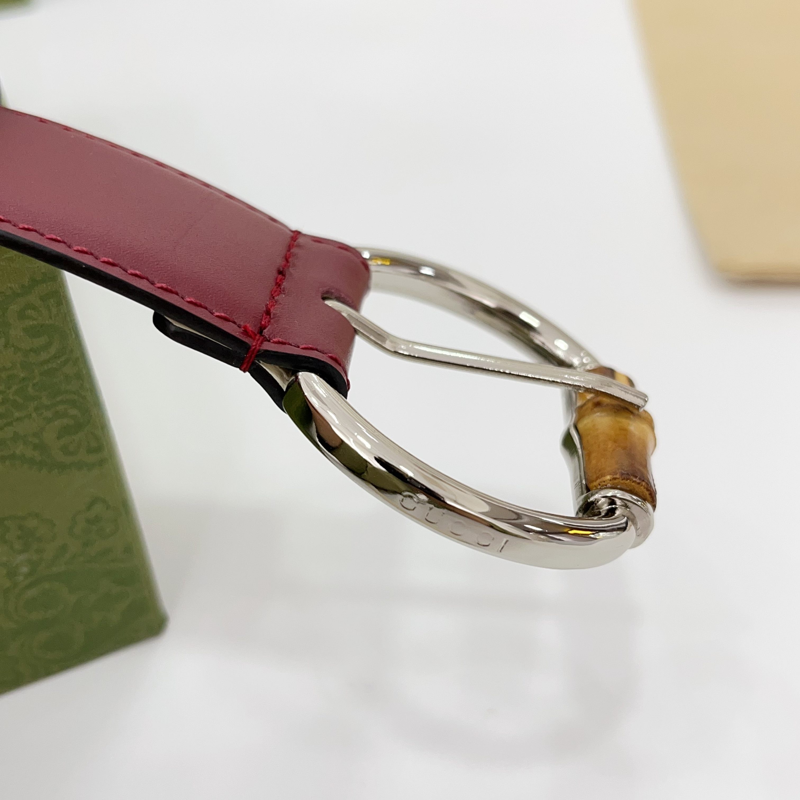  Gucci古驰  3.0cm
新款竹节针扣搭配双面头层牛皮腰带，时尚百搭
码数：75 80 85 90