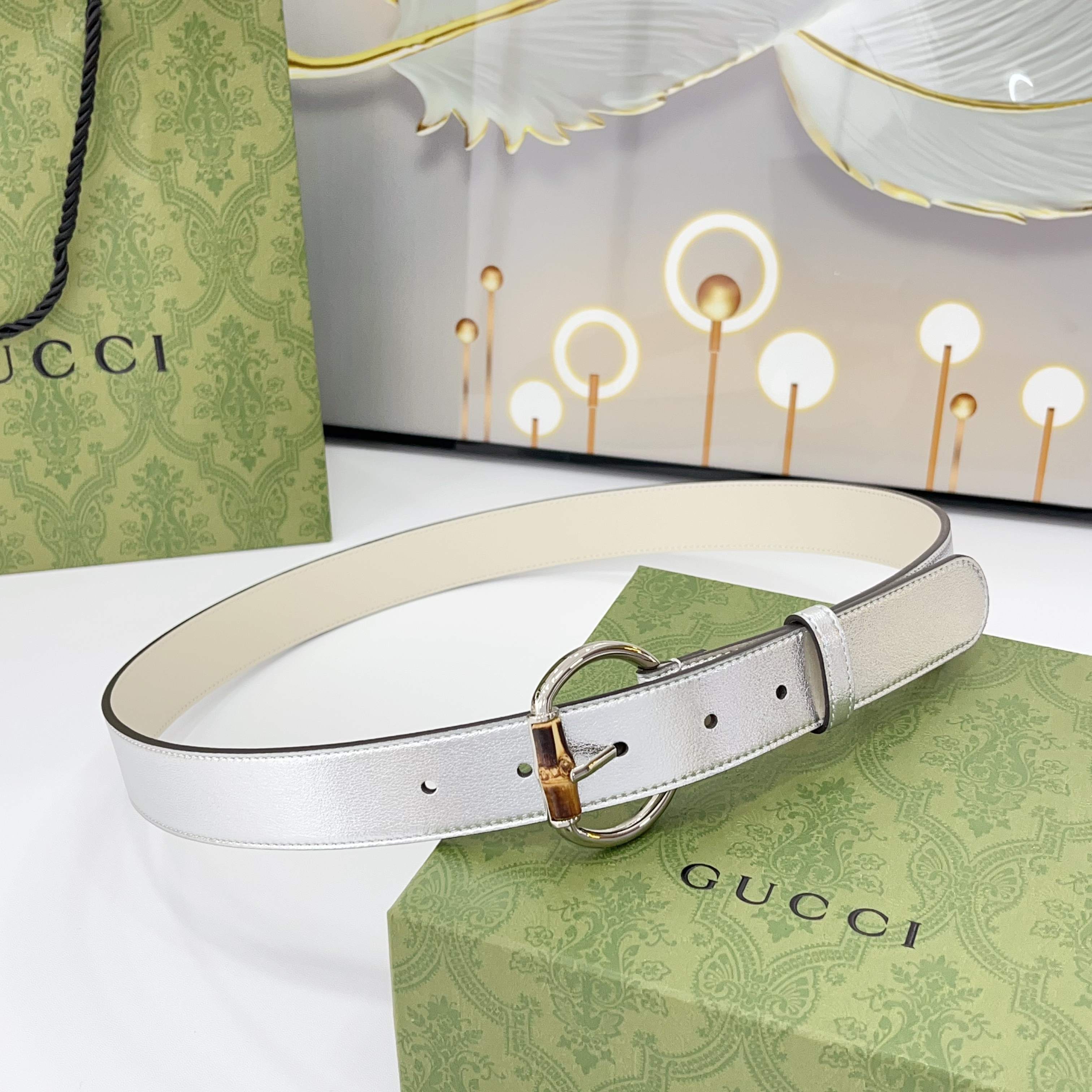  Gucci古驰  3.0cm
新款竹节针扣搭配双面头层牛皮腰带，时尚百搭
码数：75 80 85 90