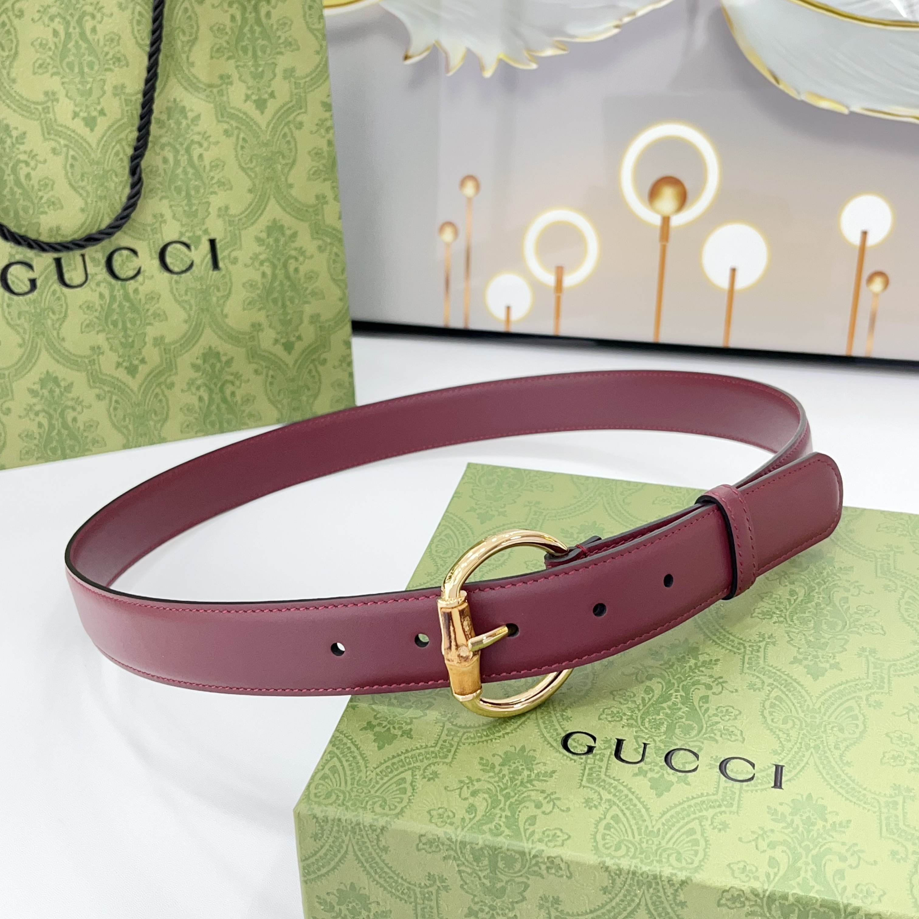  Gucci古驰  3.0cm
新款竹节针扣搭配双面头层牛皮腰带，时尚百搭
码数：75 80 85 90