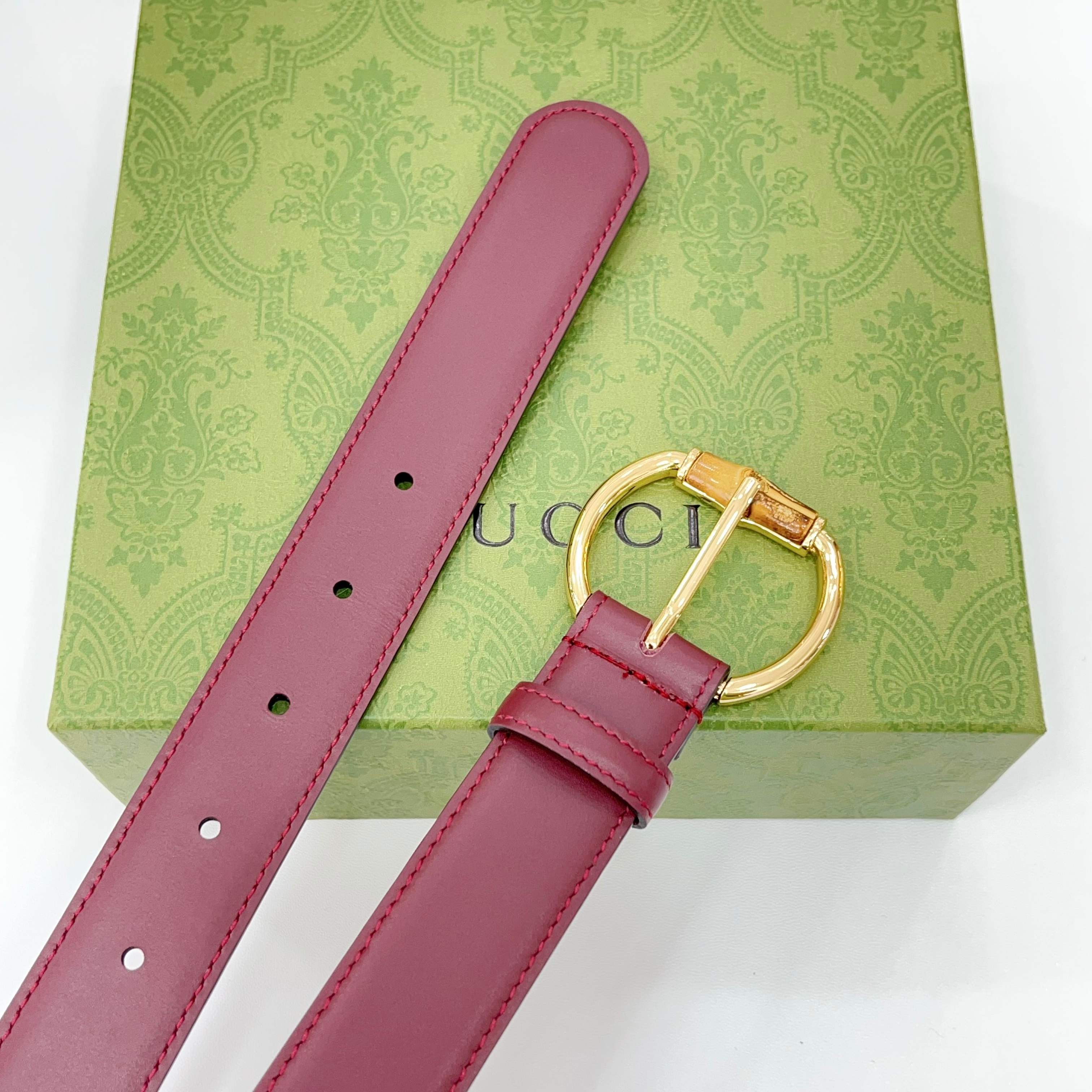  Gucci古驰  3.0cm
新款竹节针扣搭配双面头层牛皮腰带，时尚百搭
码数：75 80 85 90