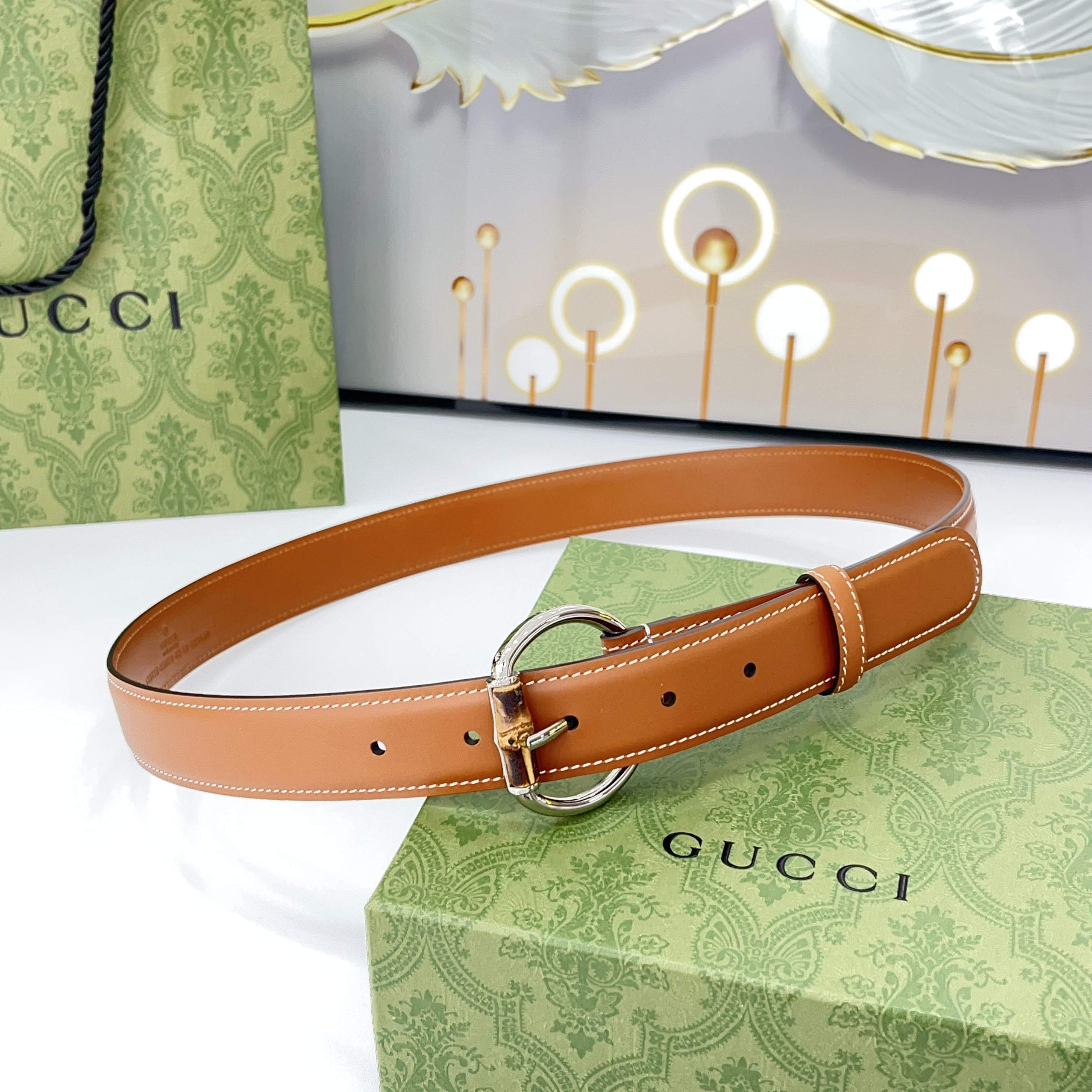  Gucci古驰  3.0cm
新款竹节针扣搭配双面头层牛皮腰带，时尚百搭
码数：75 80 85 90