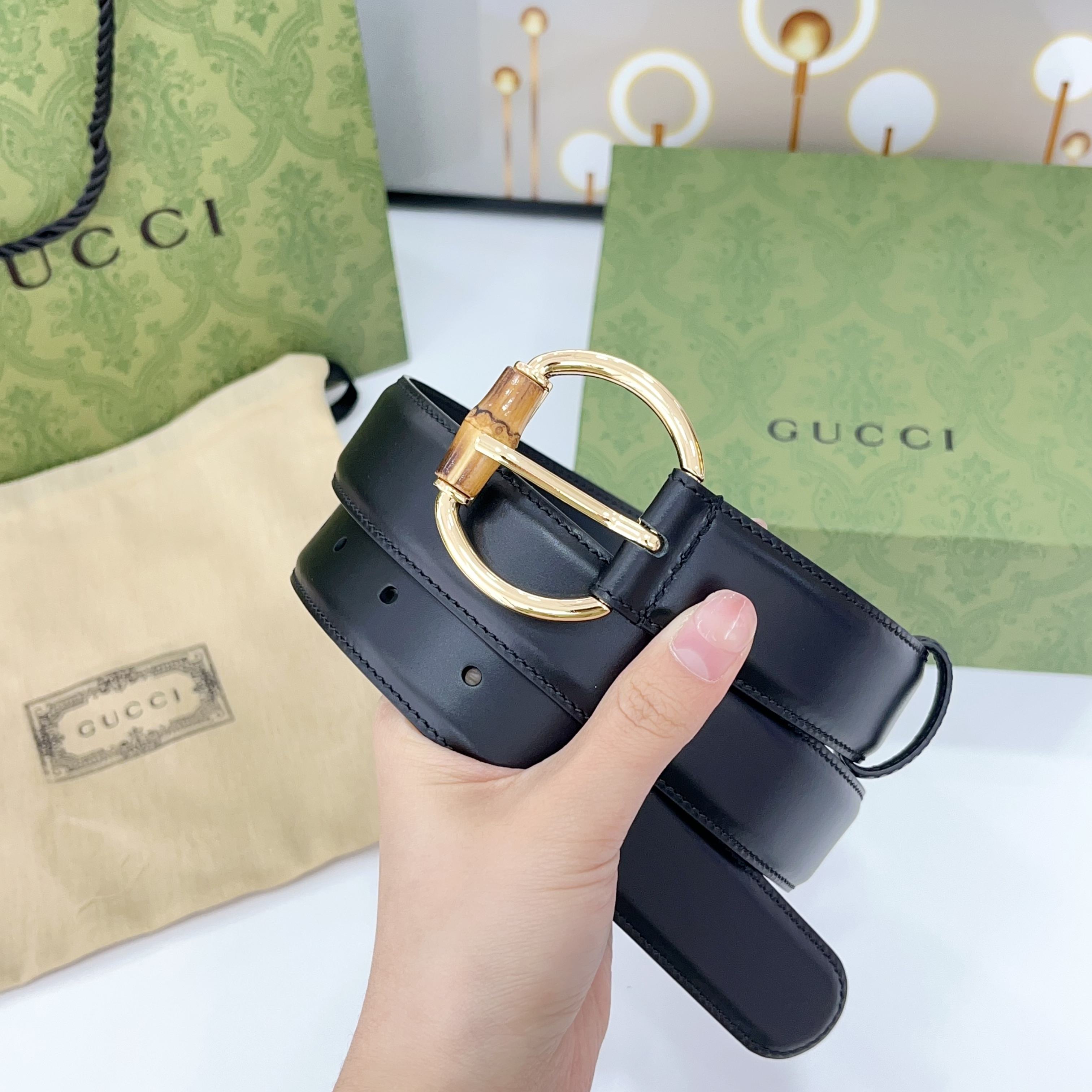  Gucci古驰  3.0cm
新款竹节针扣搭配双面头层牛皮腰带，时尚百搭
码数：75 80 85 90