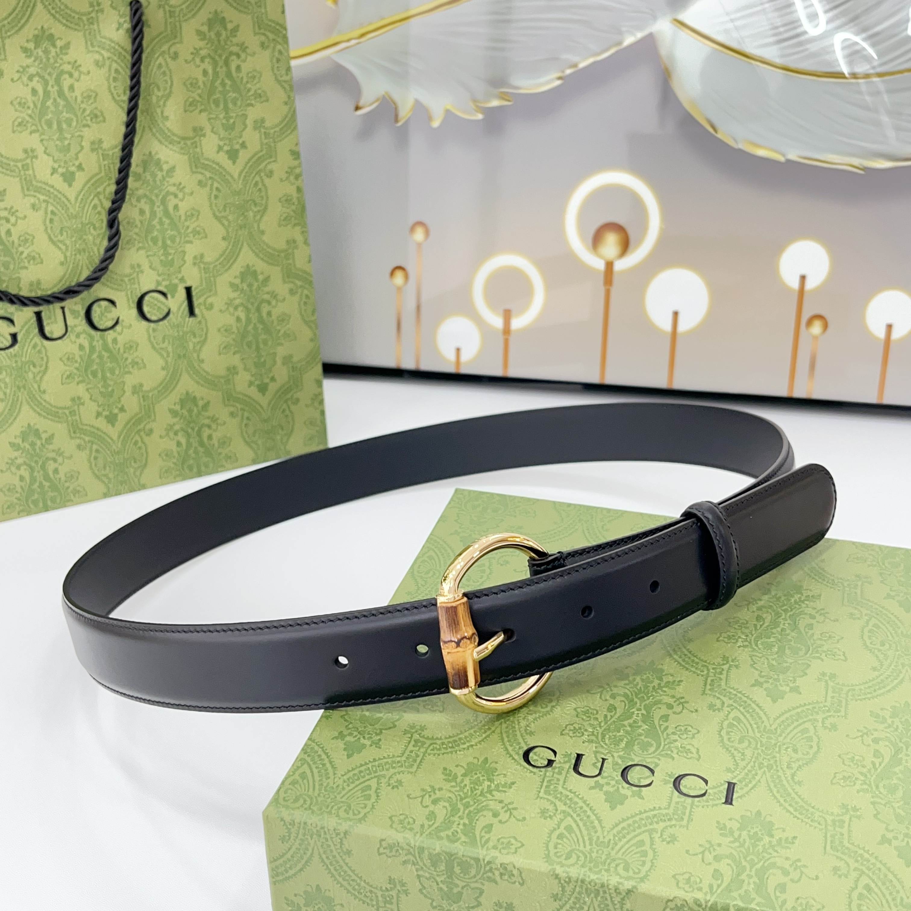  Gucci古驰  3.0cm
新款竹节针扣搭配双面头层牛皮腰带，时尚百搭
码数：75 80 85 90