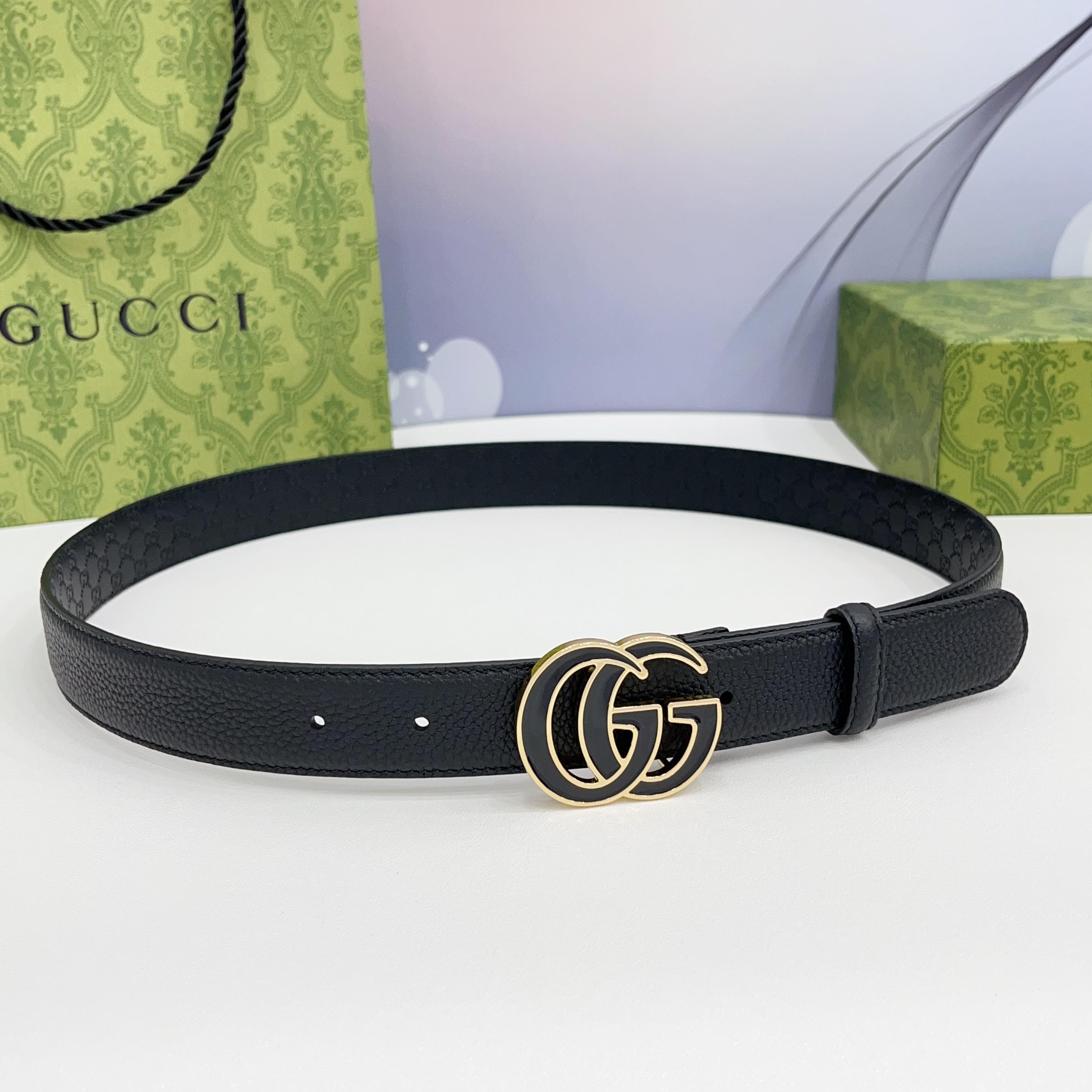 Gucci 3.0新款滴胶铜扣，搭配荔枝纹面，压小花底，时尚百搭，商务休闲！