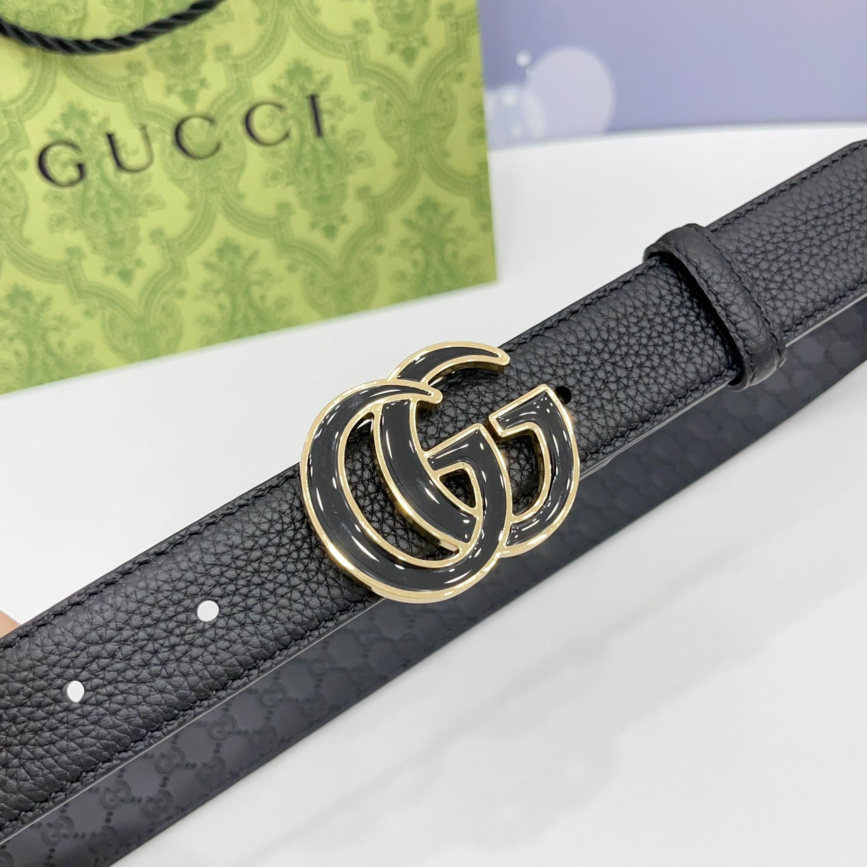 Gucci 3.0新款滴胶铜扣，搭配荔枝纹面，压小花底，时尚百搭，商务休闲！