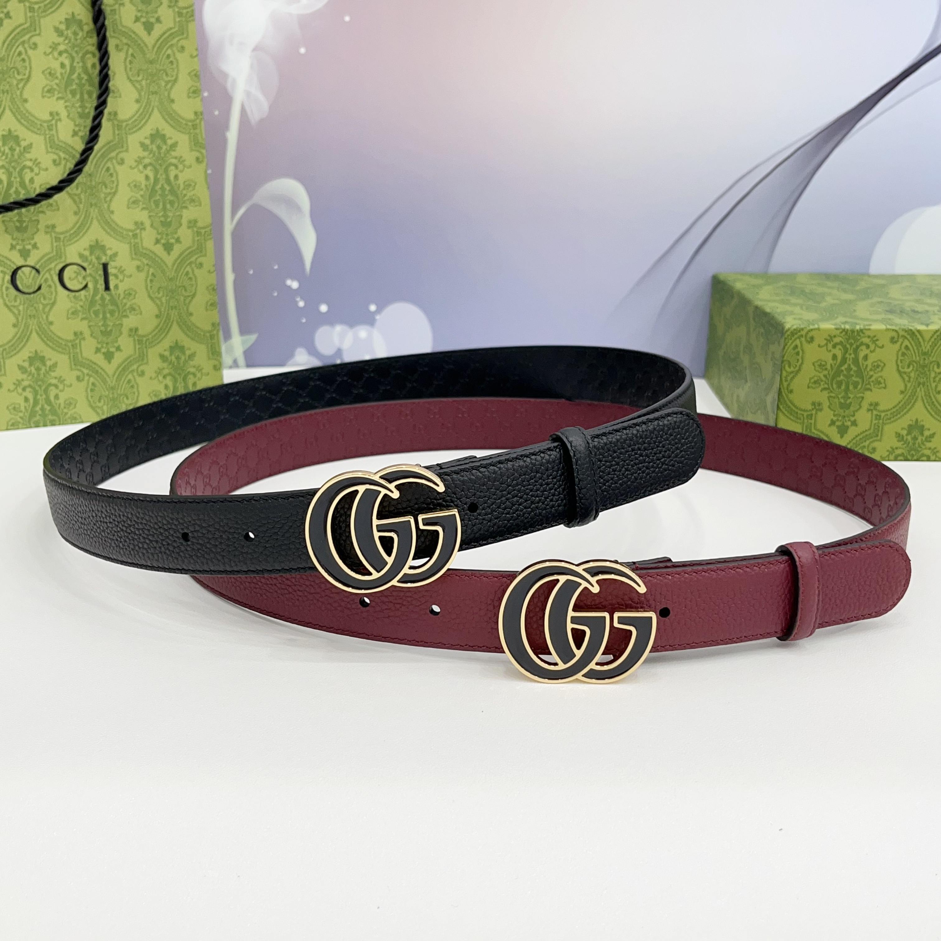 Gucci 3.0新款cc压花铜扣，搭配荔枝纹面，压小花底，时尚百搭，商务休闲！