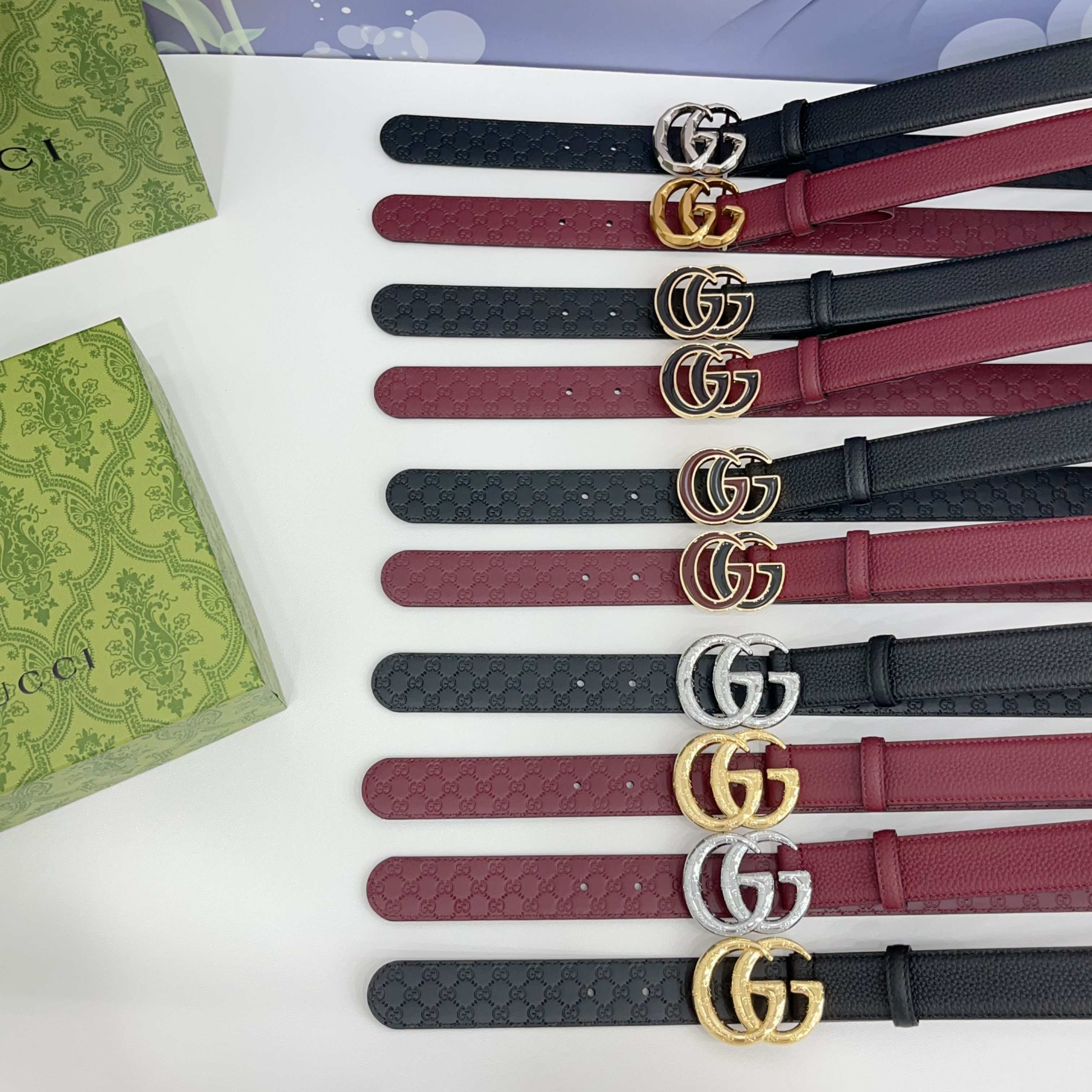 Gucci 3.0新款cc压花铜扣，搭配荔枝纹面，压小花底，时尚百搭，商务休闲！