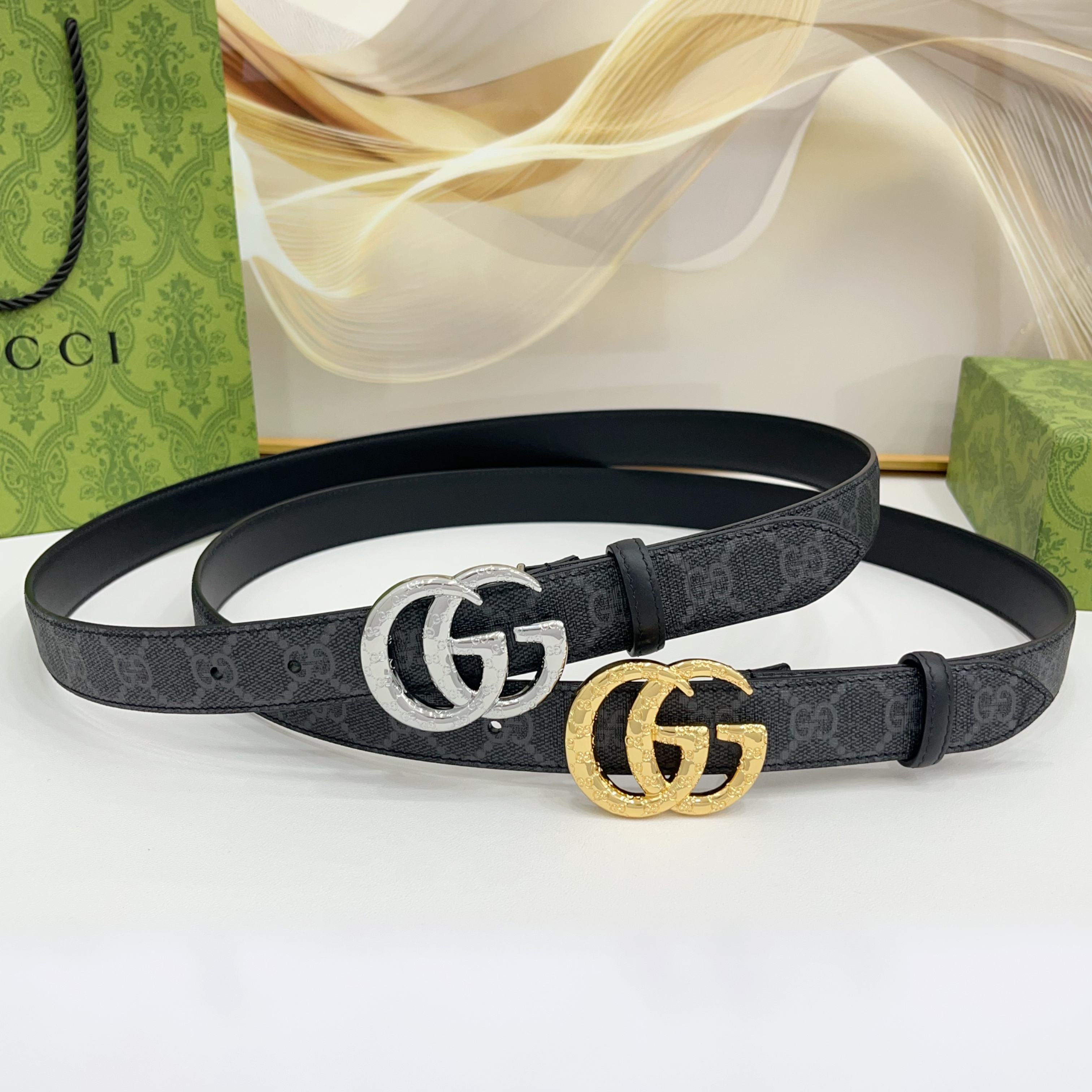 Gucci 3.0新款cc压花铜扣，经典防水布料配头层牛皮底，时尚百搭，商务休闲！