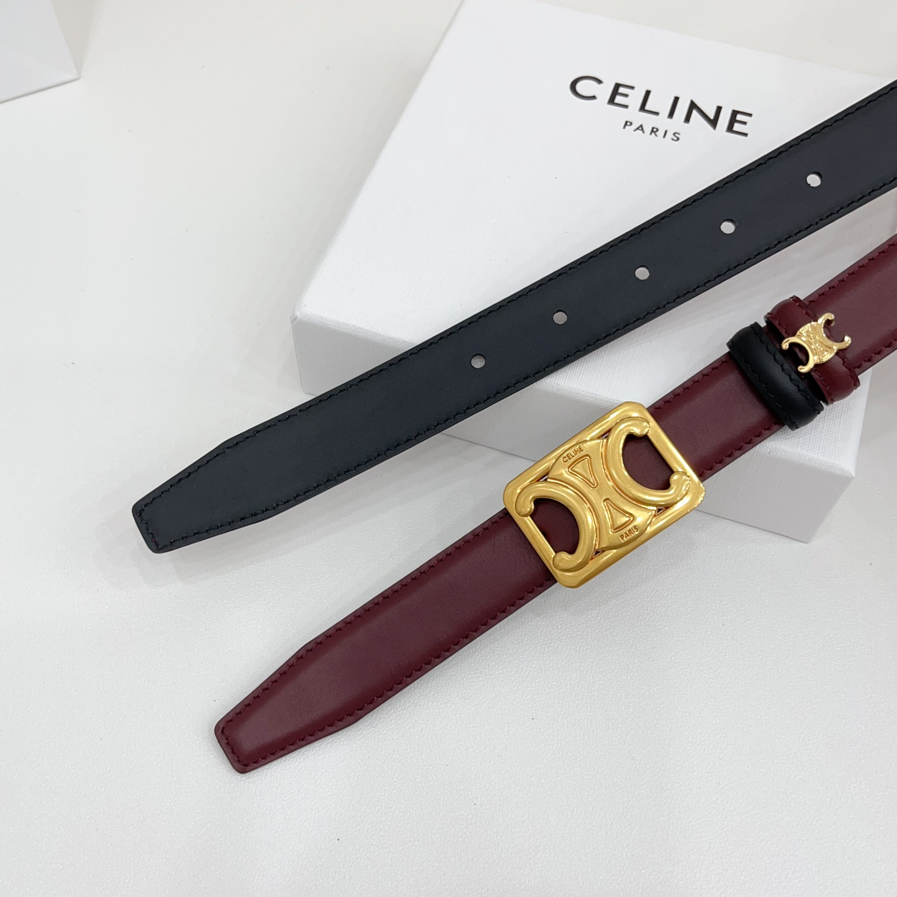 Celine 赛琳 2.5cm凯旋门新款 双面彩色带身上新双面头层小牛皮，质感细腻，丝滑，高端品质，做工