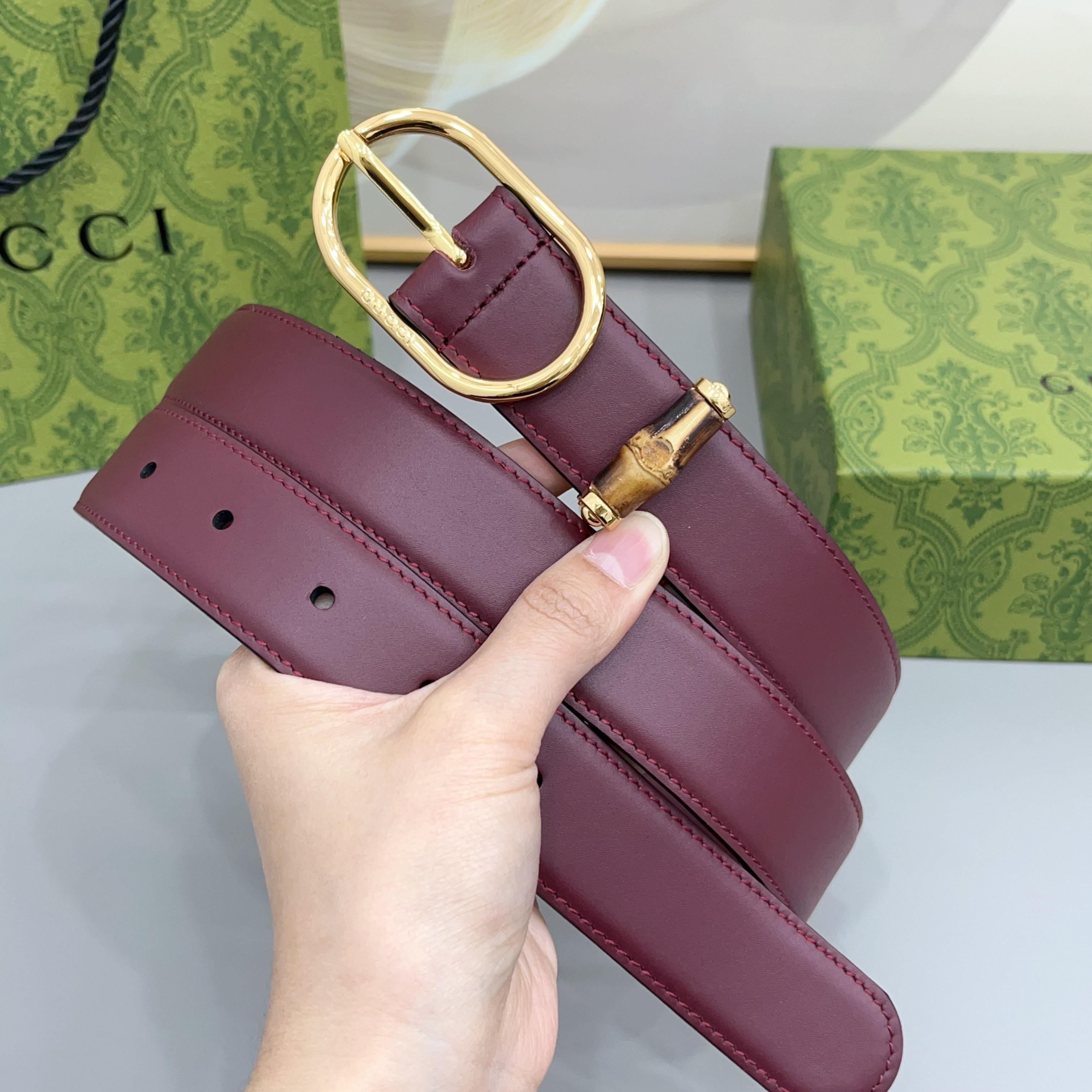 Gucci 古驰 3.0cm这款引人注目的皮质腰带被作为 Cruise 2026 系列作品的一部分推出，