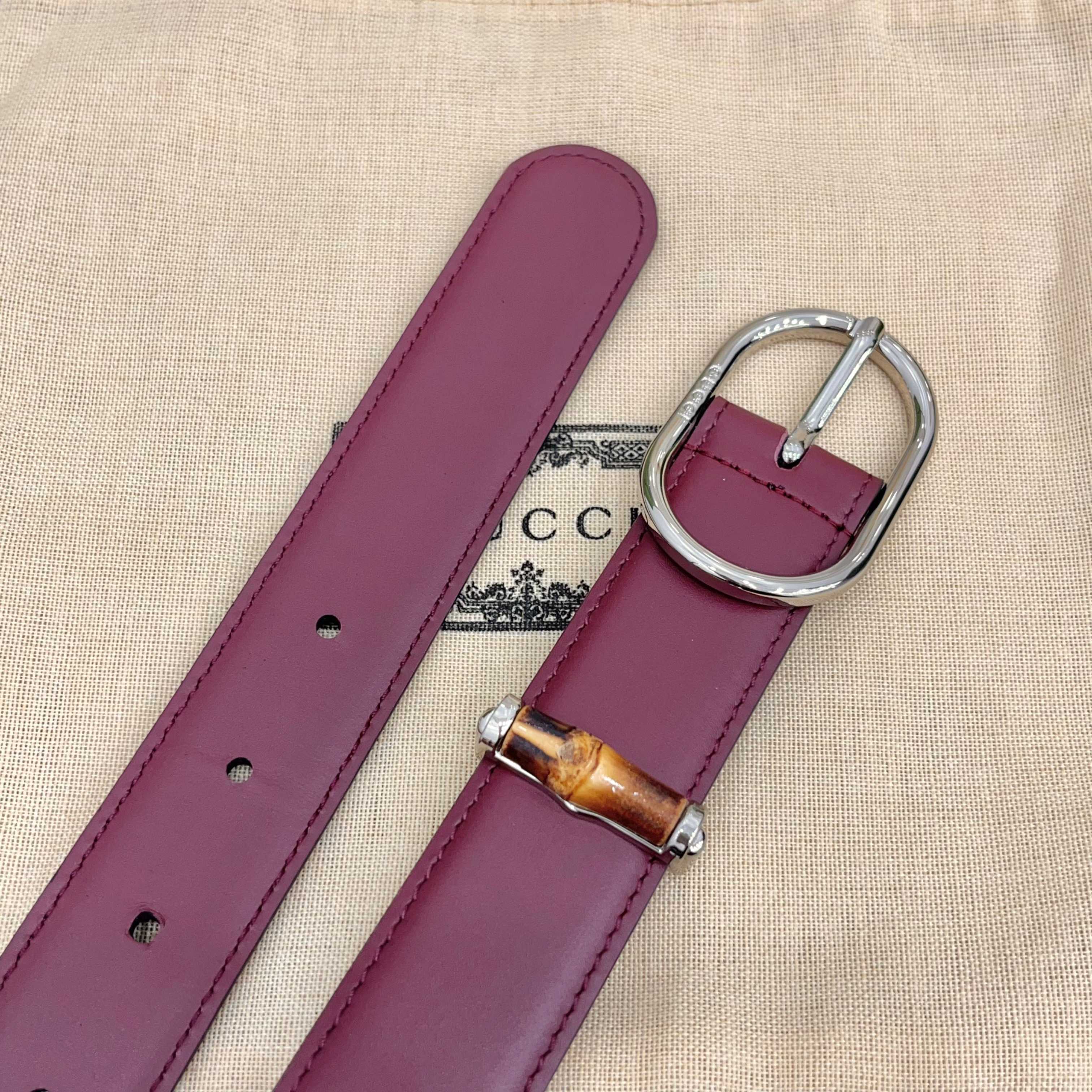 Gucci 古驰 3.0cm这款引人注目的皮质腰带被作为 Cruise 2026 系列作品的一部分推出，