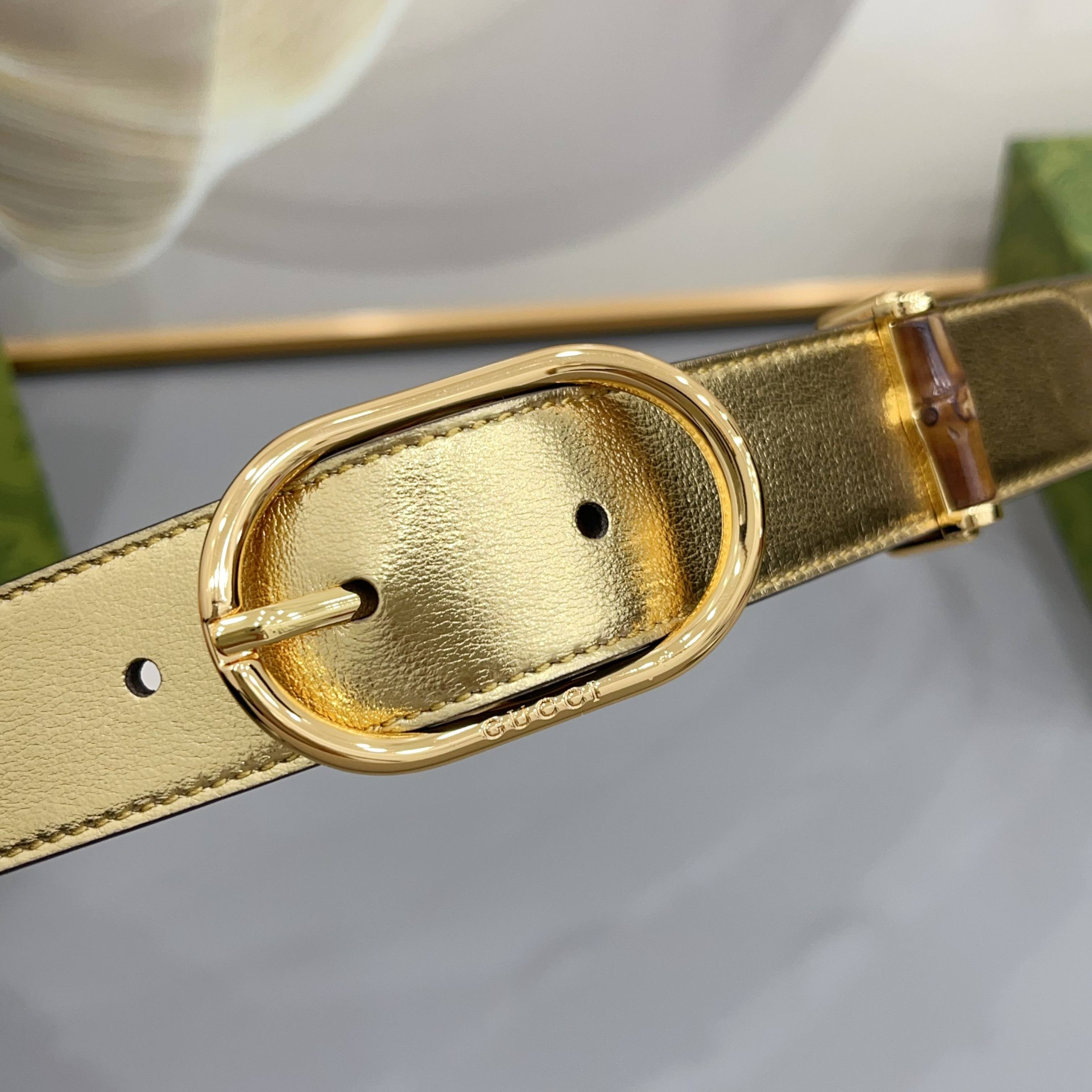 Gucci 古驰 3.0cm这款引人注目的皮质腰带被作为 Cruise 2026 系列作品的一部分推出，