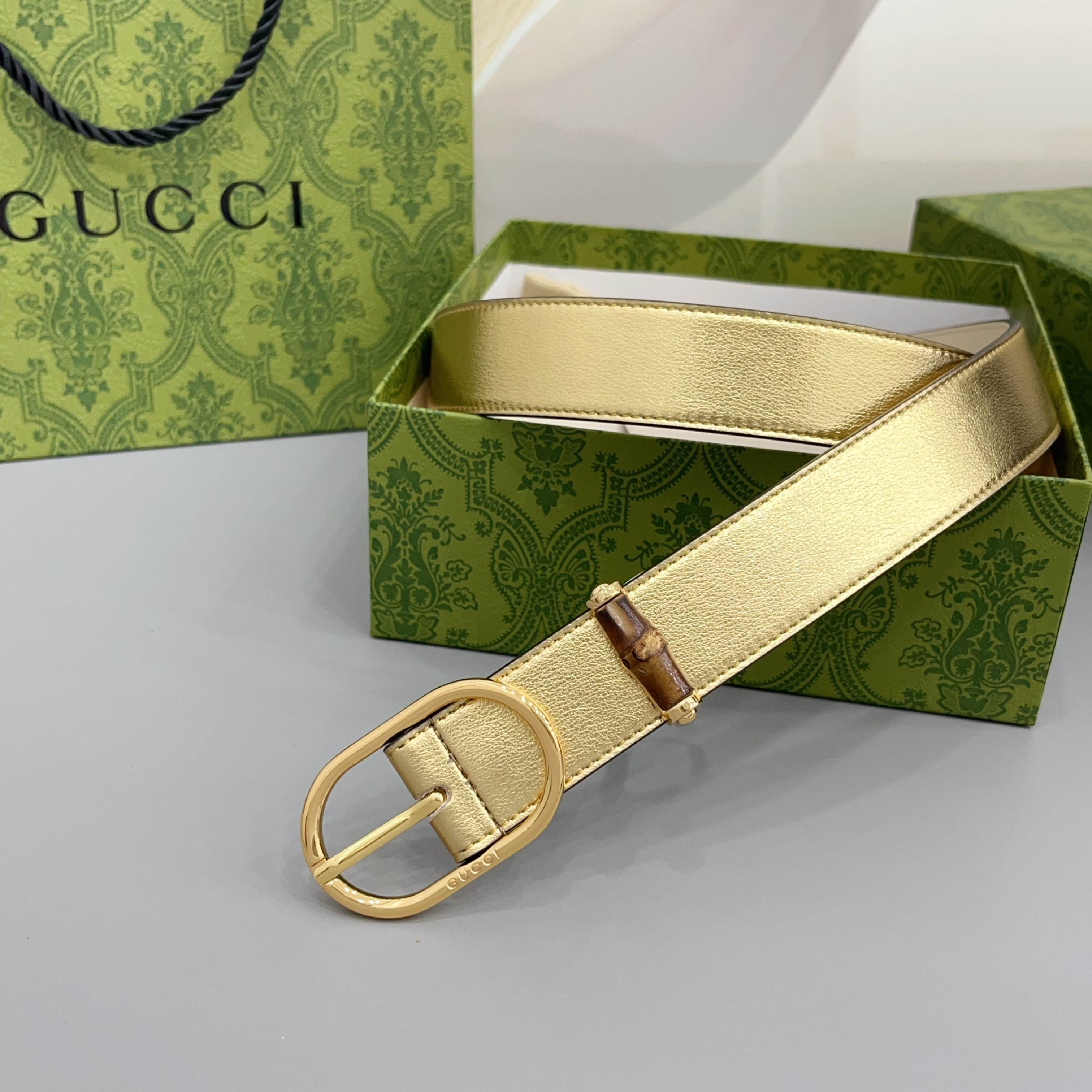 Gucci 古驰 3.0cm这款引人注目的皮质腰带被作为 Cruise 2026 系列作品的一部分推出，