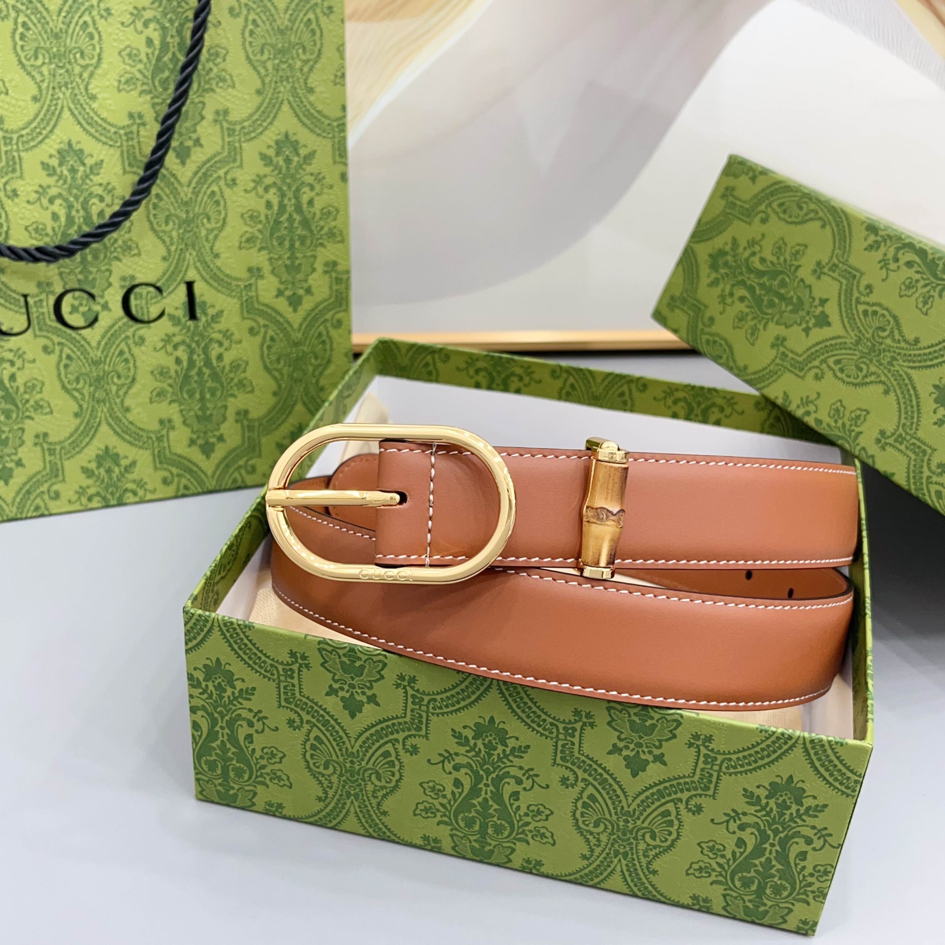 Gucci 古驰 3.0cm这款引人注目的皮质腰带被作为 Cruise 2026 系列作品的一部分推出，
