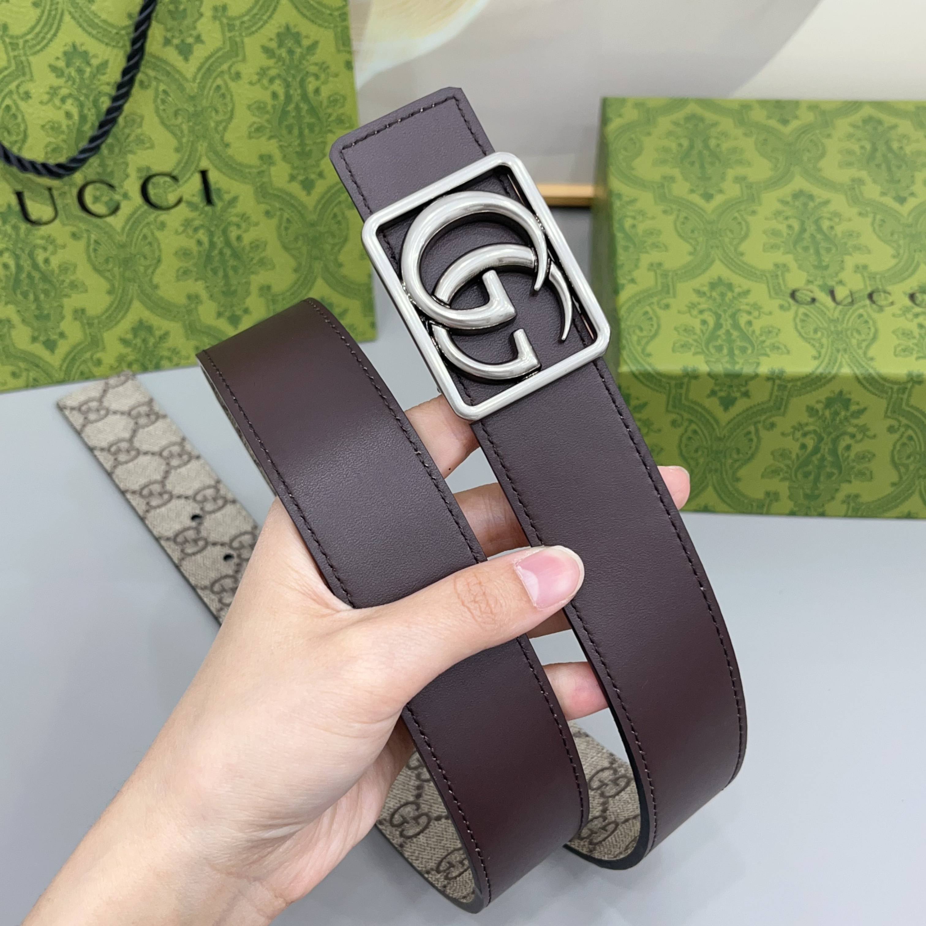 Gucci 古驰 3.5cmGG 马蒙系列推出了一款以档案资料为灵感的廓形设计，搭配镶有双 G 字样的框