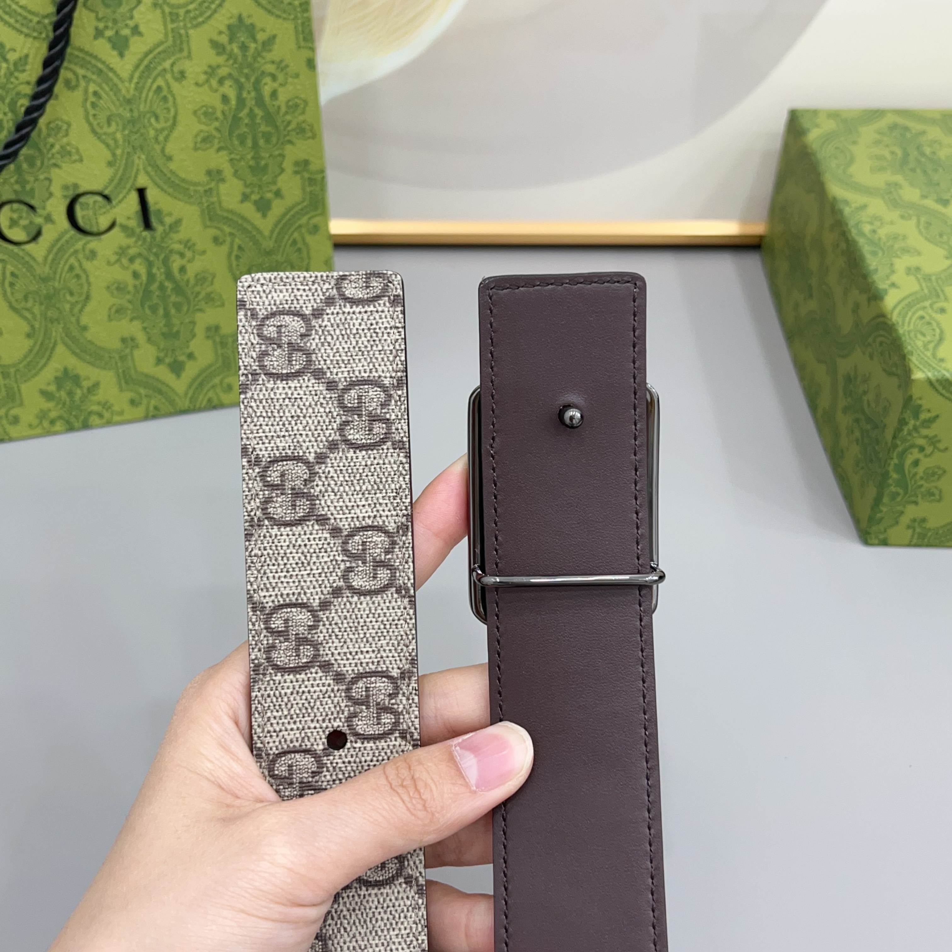 Gucci 古驰 3.5cmGG 马蒙系列推出了一款以档案资料为灵感的廓形设计，搭配镶有双 G 字样的框