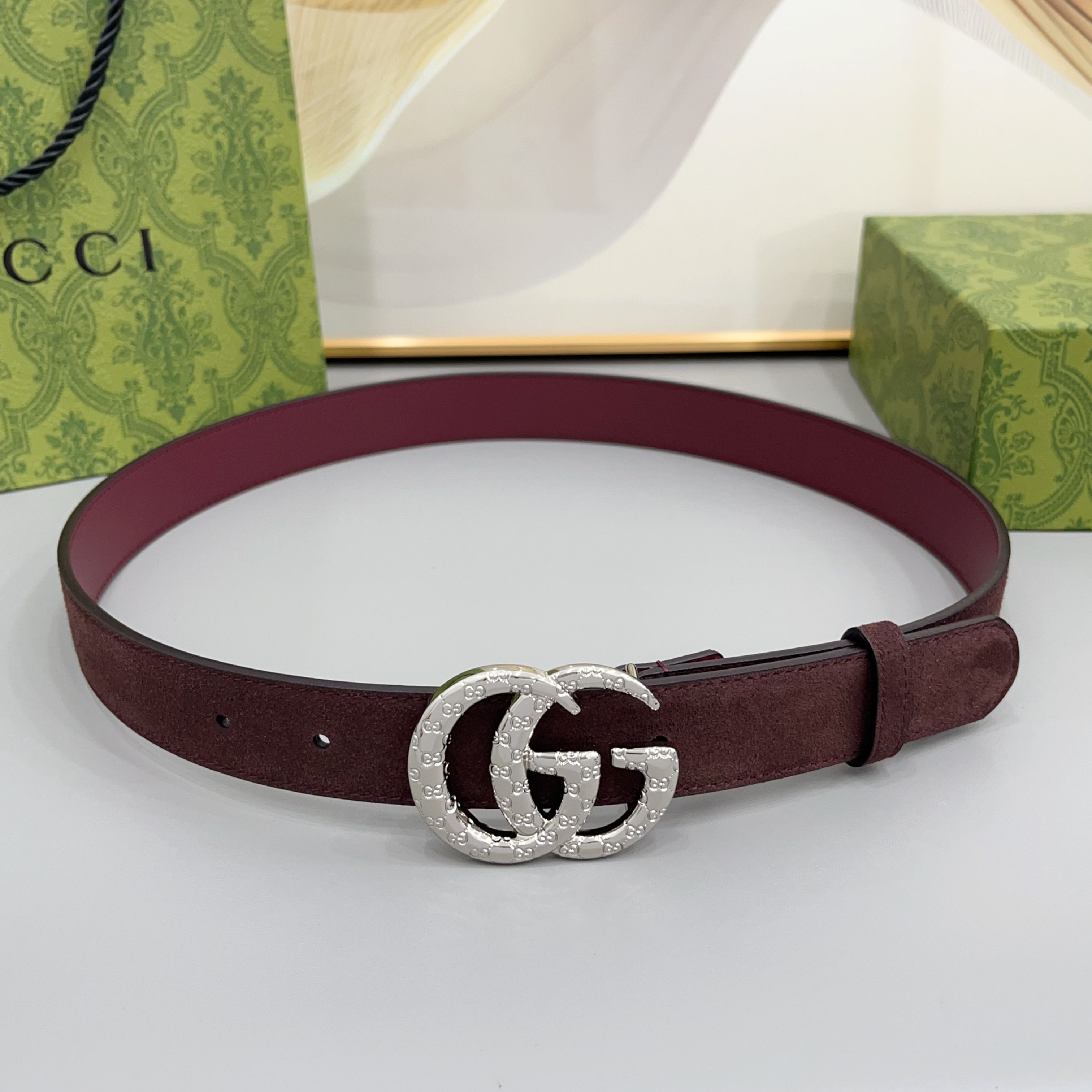 NO:741894,Original Gucci 3.0cm autumn and winter suede belt in classic color with leather sole and cc pattern buckle, fashionable and versatile!  ,belt,gucci,gucci19860909原单Gucci 古驰3.0cm 秋冬款绒面皮带经典配色配皮底,搭配cc花纹扣,时尚百搭！,皮带,gucci,gucci,Belt