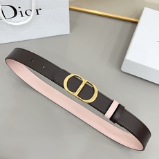 Dior 3.0cm由乔纳森·安德森 (Jonathan Anderson) 设计的 CD Icon Dior 3.0cm由乔纳森·安德森 (Jonathan Anderson) 设计的 CD Icon