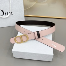 Dior 3.0cm由乔纳森·安德森 (Jonathan Anderson) 设计的 CD Icon Dior 3.0cm由乔纳森·安德森 (Jonathan Anderson) 设计的 CD Icon