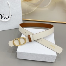 Dior 3.0cm由乔纳森·安德森 (Jonathan Anderson) 设计的 CD Icon Dior 3.0cm由乔纳森·安德森 (Jonathan Anderson) 设计的 CD Icon