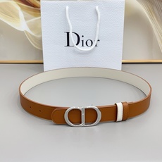 Dior 3.0cm由乔纳森·安德森 (Jonathan Anderson) 设计的 CD Icon Dior 3.0cm由乔纳森·安德森 (Jonathan Anderson) 设计的 CD Icon