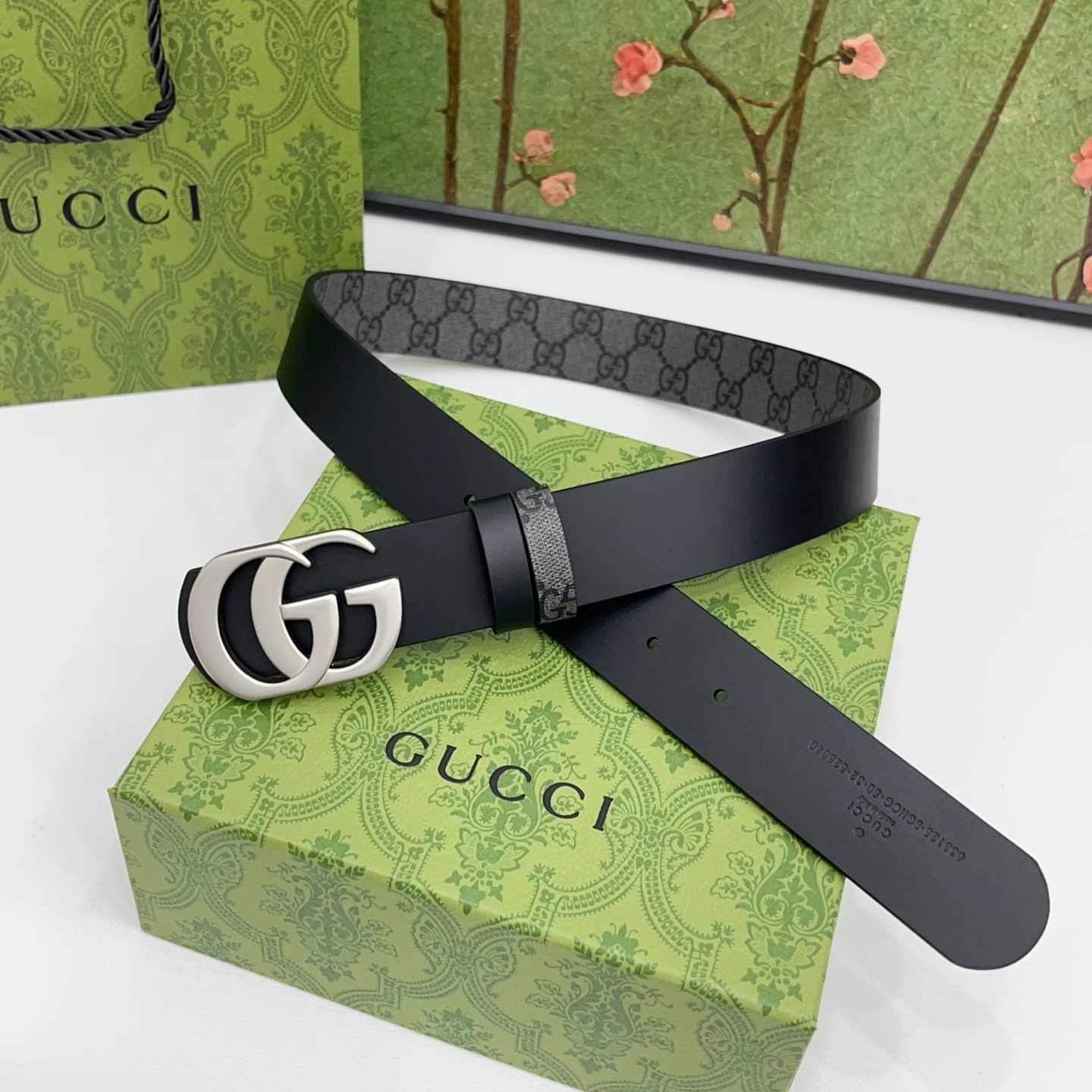 Gucci 3.5cm经典双G腰带|衣柜刚需款✨谁懂啊!这条腰带真的是懒人穿搭救星!3.5cm黄金宽度, Gucci 3.5cm经典双G腰带|衣柜刚需款✨谁懂啊!这条腰带真的是懒人穿搭救星!3.5cm黄金宽度,