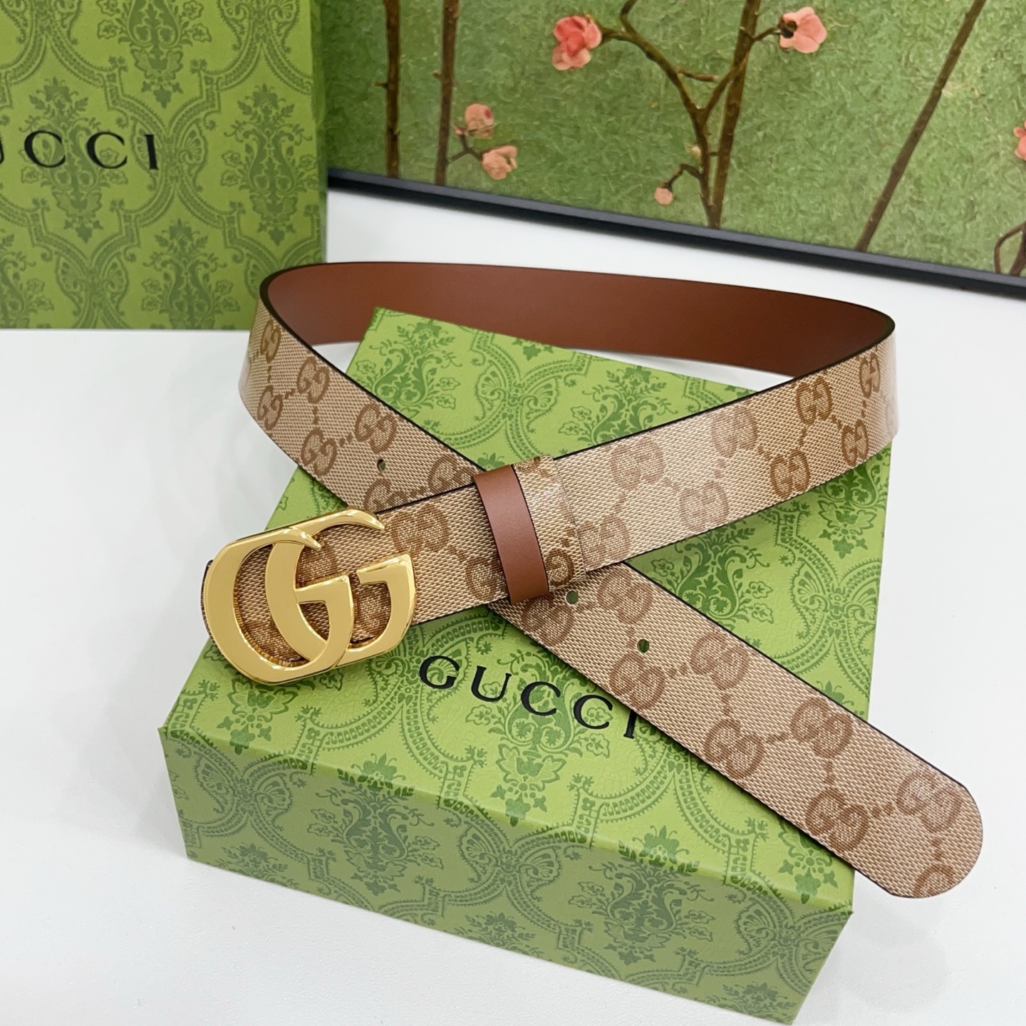 Gucci 3.5cm经典双G腰带|衣柜刚需款✨谁懂啊!这条腰带真的是懒人穿搭救星!3.5cm黄金宽度, Gucci 3.5cm经典双G腰带|衣柜刚需款✨谁懂啊!这条腰带真的是懒人穿搭救星!3.5cm黄金宽度,