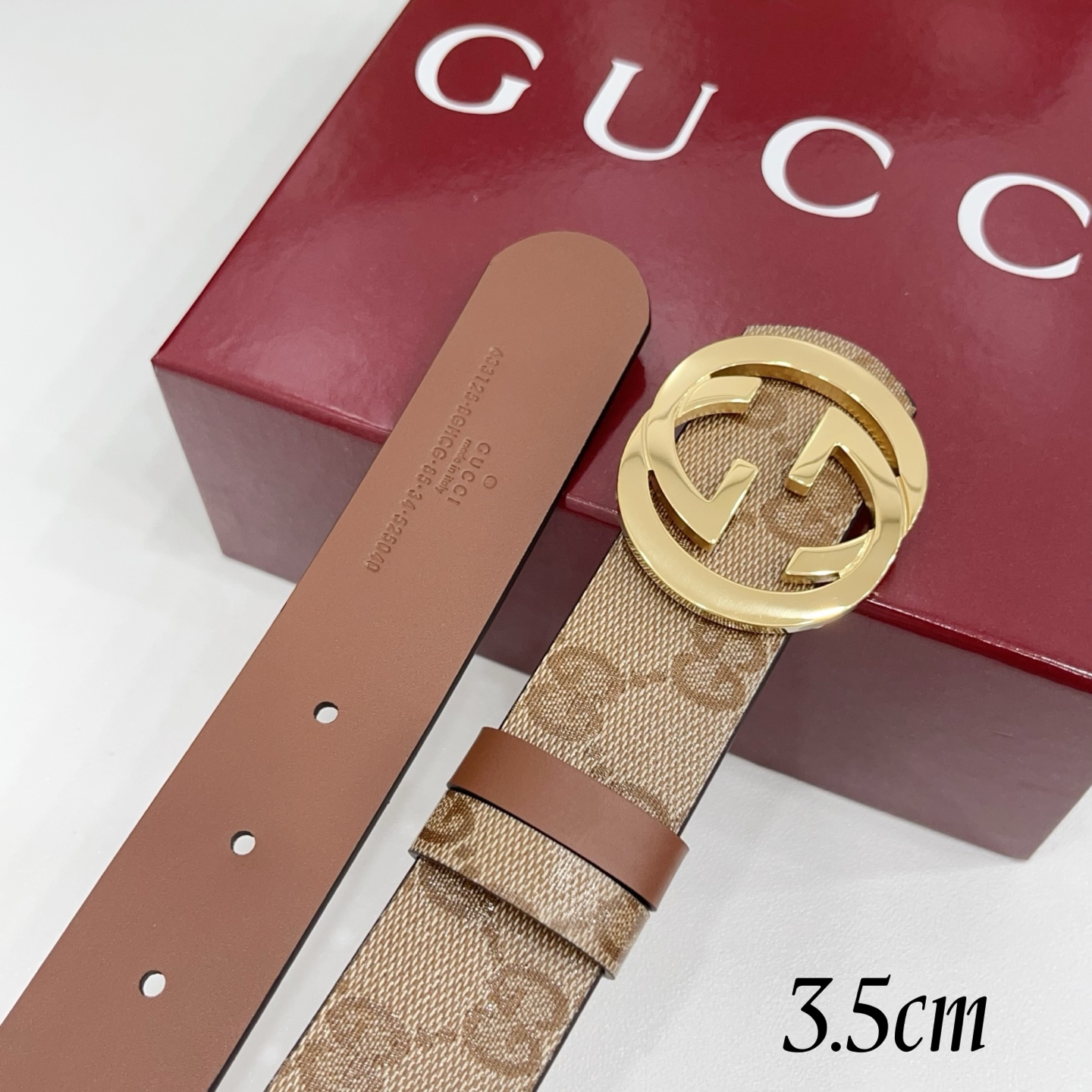 Gucci古驰  3.5cm经典防水面料搭配棕色牛皮底，搭配金色&银色扣头，时尚休闲！
