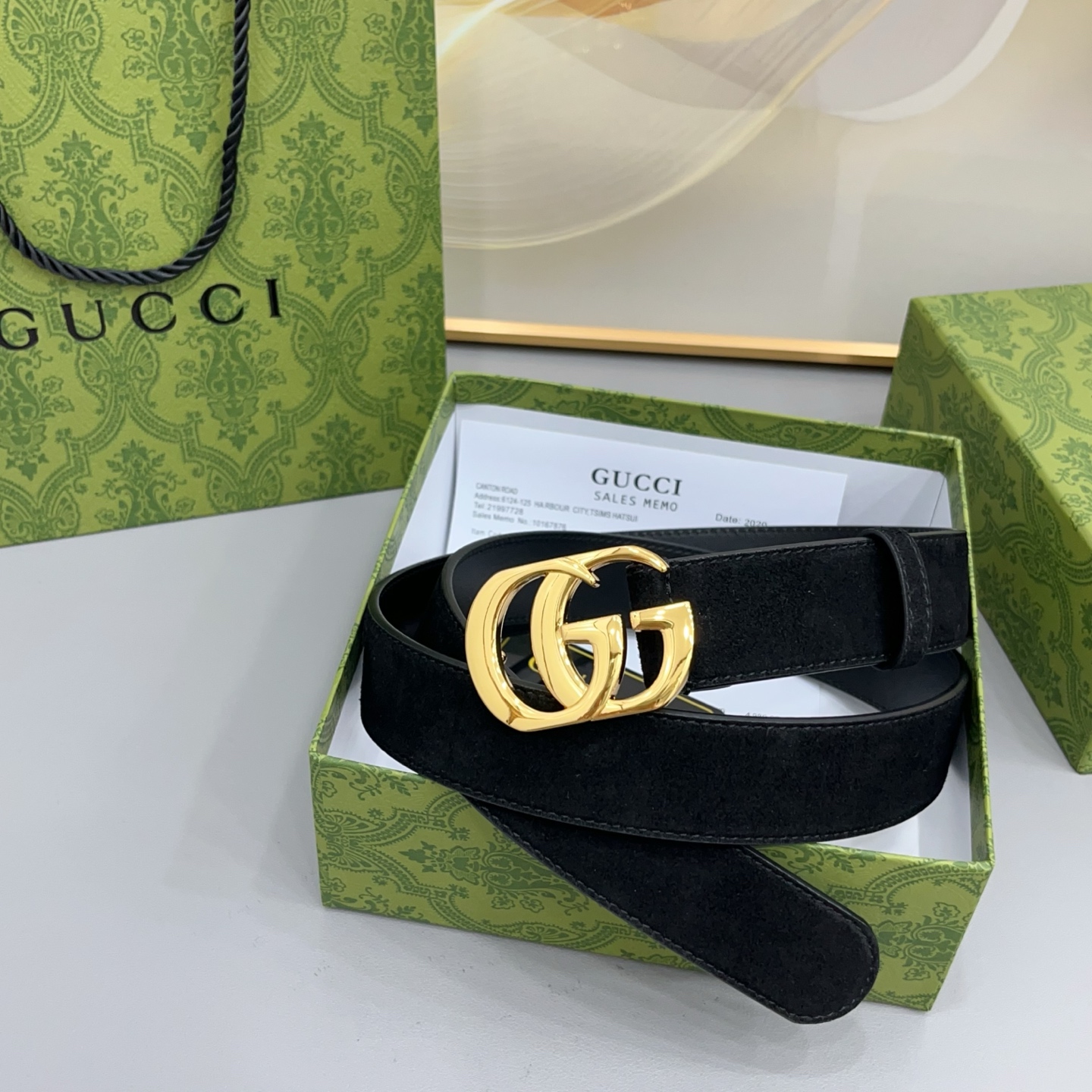 Gucci古驰  3.5cm 古驰新品上新的腰带以绒面为设计，搭配牛皮底，扣头搭配双C五金扣，金银双色