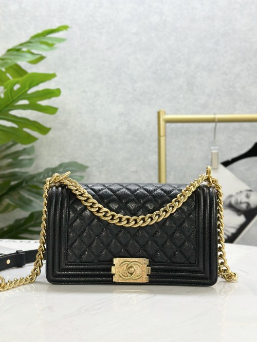 Elegant Flap Bag, Classic Design, Shoulder Bag, 25cm - Timeless Style 1 Elegant Flap Bag, Classic Design, Shoulder Bag, 25cm - Timeless Style