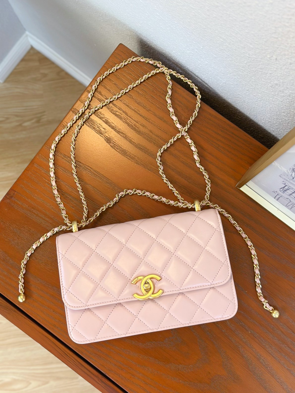 Chanell Gold Ball Chain Bag, Retro Leather, Adjustable Chain, 19*12*8cm 10 a1746867941018 2024