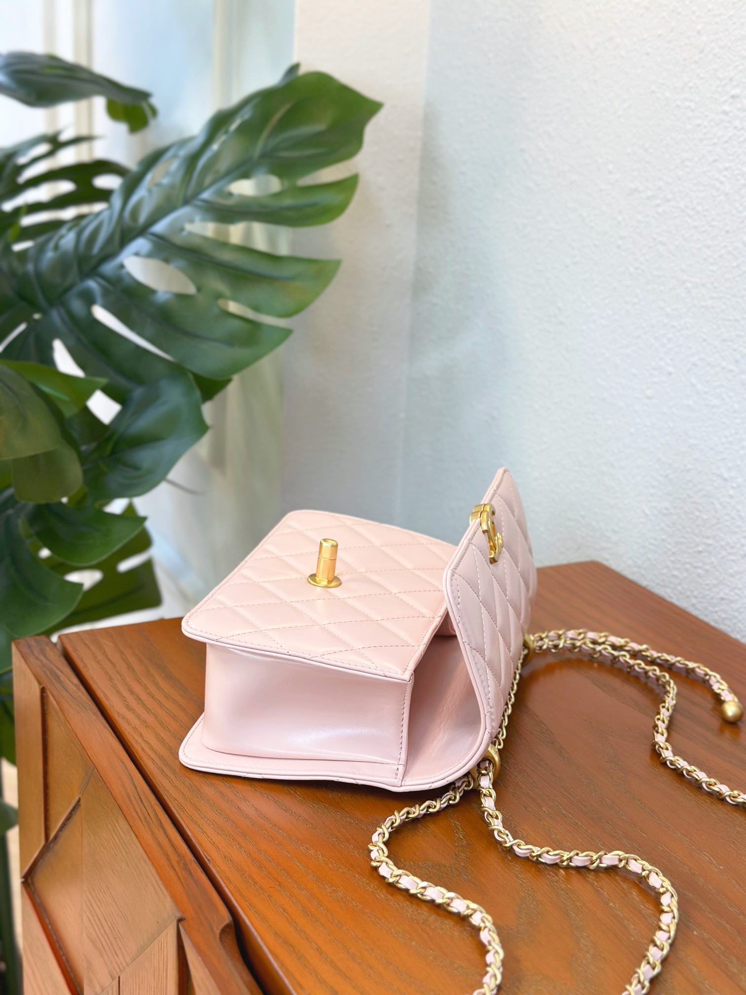 Chanell Double Gold Ball Chain Bag,Vintage Hardware,Adjustable Chain,19*12*8cm 8 a1746868069656 7446