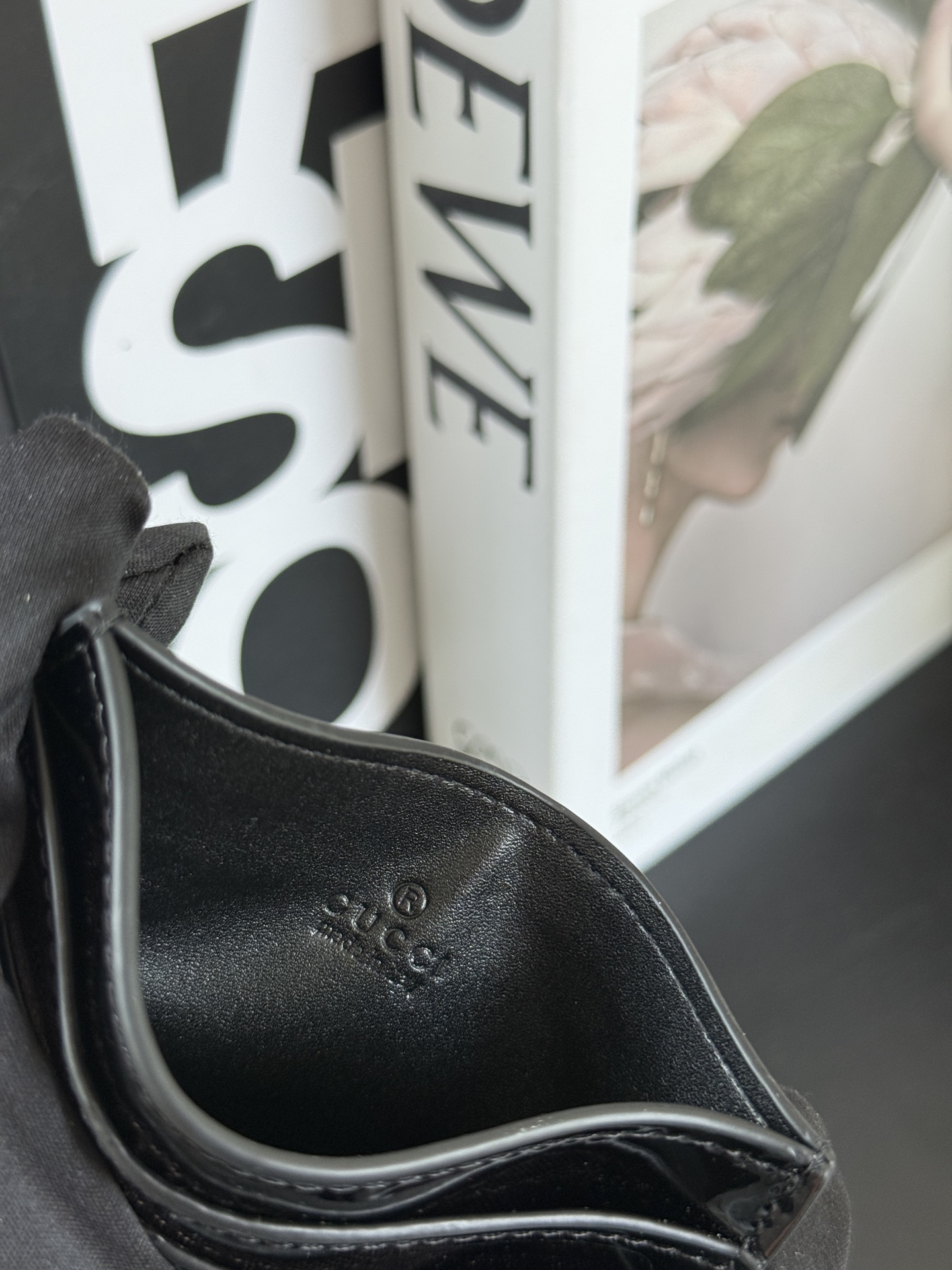 【GUCCI-古奇】型号:黑色卡包实用每一个细节都将古驰的精彩内涵表现得淋漓尽致💯质量保证！
