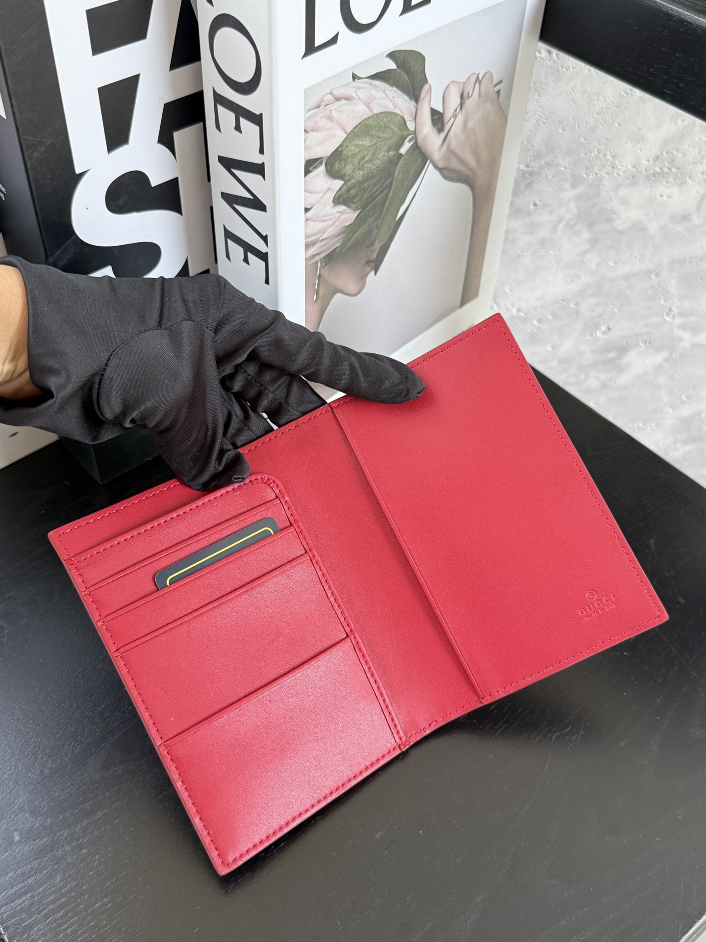 【GUCCI-古奇】型号：红色每一个细节都将古驰的精彩内涵表现得淋漓尽致💯质量保证！。尺寸：14*10*