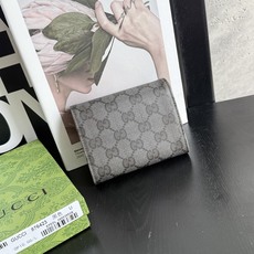 Gucci 黑色GG老花三折短款钱包|实拍✅经典GG帆布面料,复古啡色老花质感耐看,耐磨抗造✅三折短款 Gucci 黑色GG老花三折短款钱包|实拍✅经典GG帆布面料,复古啡色老花质感耐看,耐磨抗造✅三折短款
