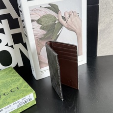 Gucci 黑色GG老花对折长款钱包|实拍✅经典GG帆布面料,黑灰老花低调耐看,耐磨抗造✅对折长款版型 Gucci 黑色GG老花对折长款钱包|实拍✅经典GG帆布面料,黑灰老花低调耐看,耐磨抗造✅对折长款版型