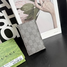 Gucci 黑色GG老花对折长款钱包|实拍✅经典GG帆布面料,黑灰老花低调耐看,耐磨抗造✅对折长款版型 Gucci 黑色GG老花对折长款钱包|实拍✅经典GG帆布面料,黑灰老花低调耐看,耐磨抗造✅对折长款版型