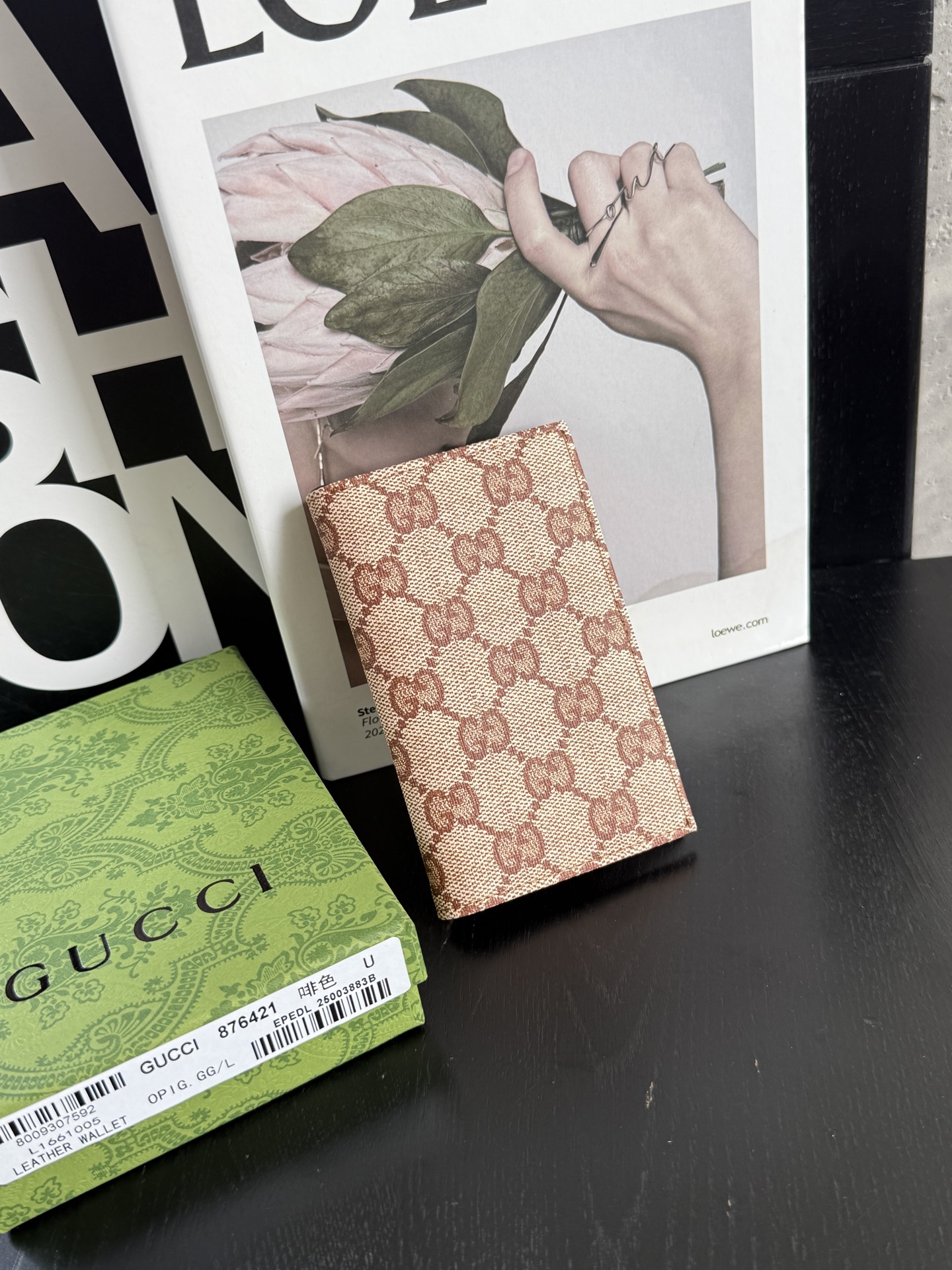 Gucci  咖啡GG老花对折长款钱包｜实拍✅经典GG帆布面料，黑灰老花低调耐看，耐磨抗造✅对折长款版型