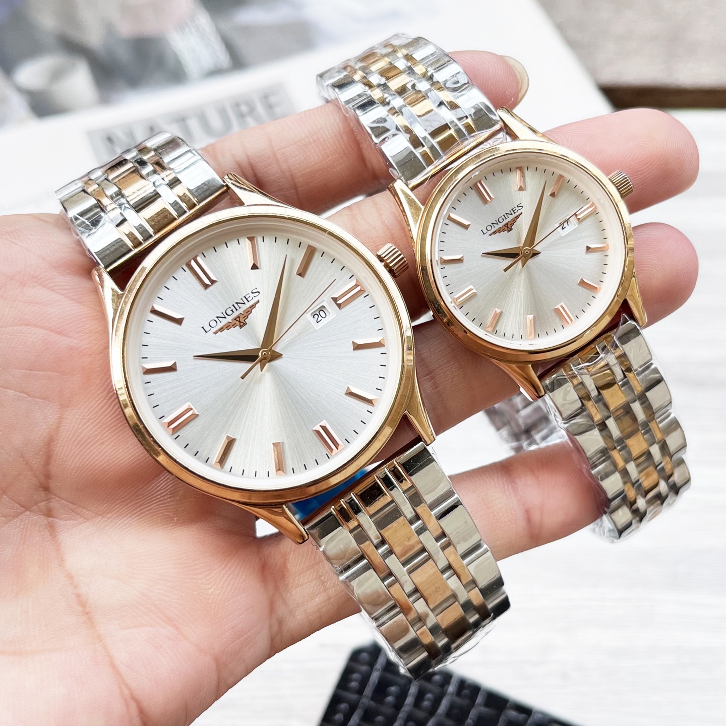 NO:585585,White shell, gold shell, steel band 20 Longines Couple Watch Original Imported Quartz Movement Mineral Glass Mirror 316L Stainless Steel Case Diameter Male 40mm Female 30mm Thickness 8mm If the sun stops its dazzling light today, then your smile will light up my whole world, longines19860909白壳、金壳、钢带20  浪琴 情侣腕表原装进口石英机芯 矿物质玻璃镜面 316L精钢表壳直径男40mm女30mm 厚8mm如果今天的阳光停止了它耀眼的光芒.那么你的一个微笑,将照亮我的整个世界,,longines,Watch